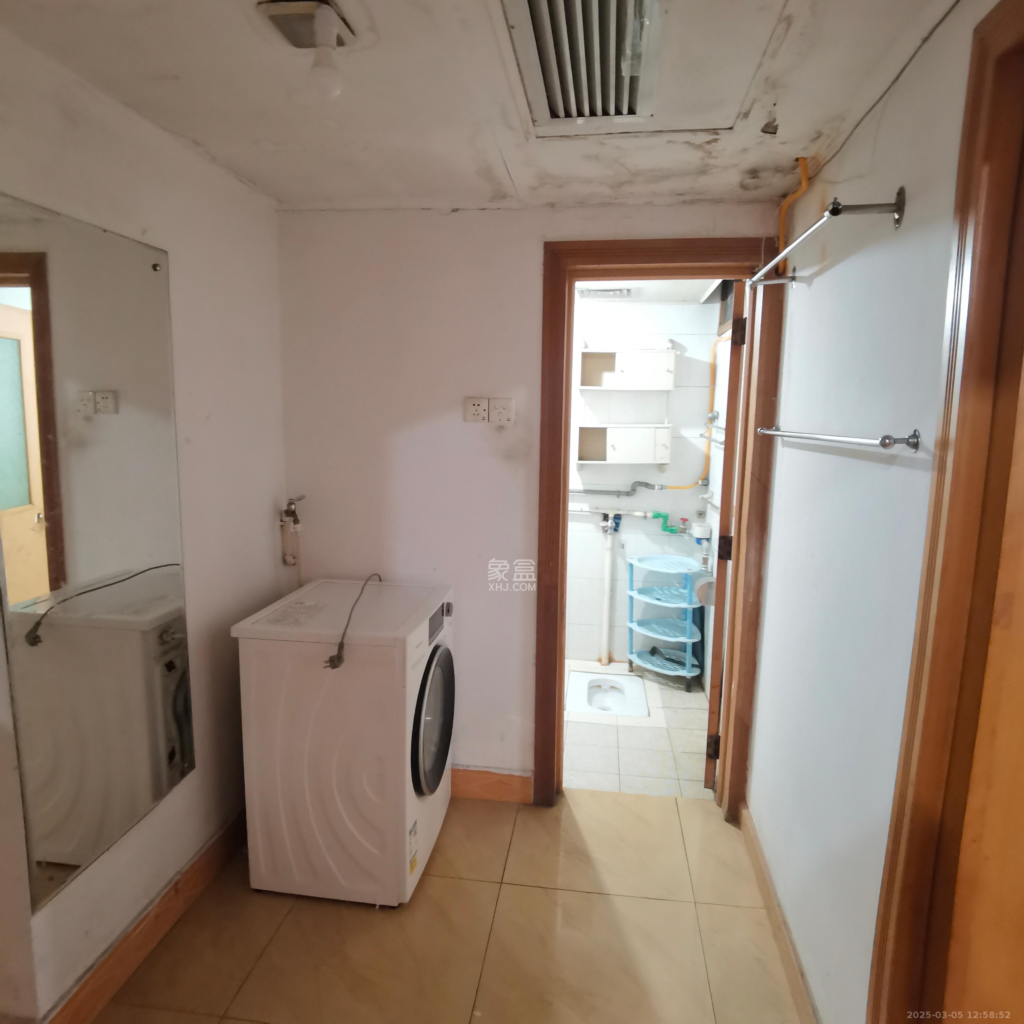 安全厅宿舍阳光小区(湘湖渔场阳光小区) 3室2厅1卫 2500.0元/月 安全厅宿舍阳光小区(湘湖渔场阳光小区) 3室2厅1卫 2500.0元/月室内图