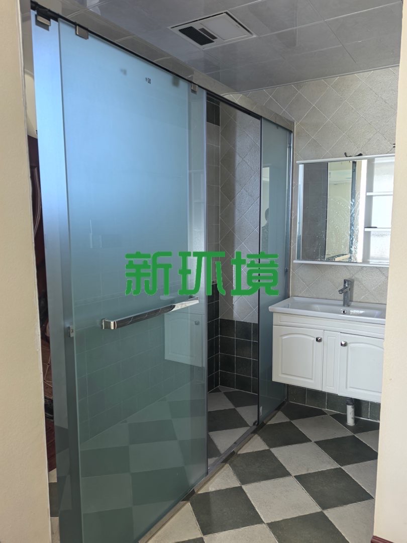 东方明珠 3室2厅2卫 1700.0元/月 东方明珠 3室2厅2卫 1700.0元/月室内图