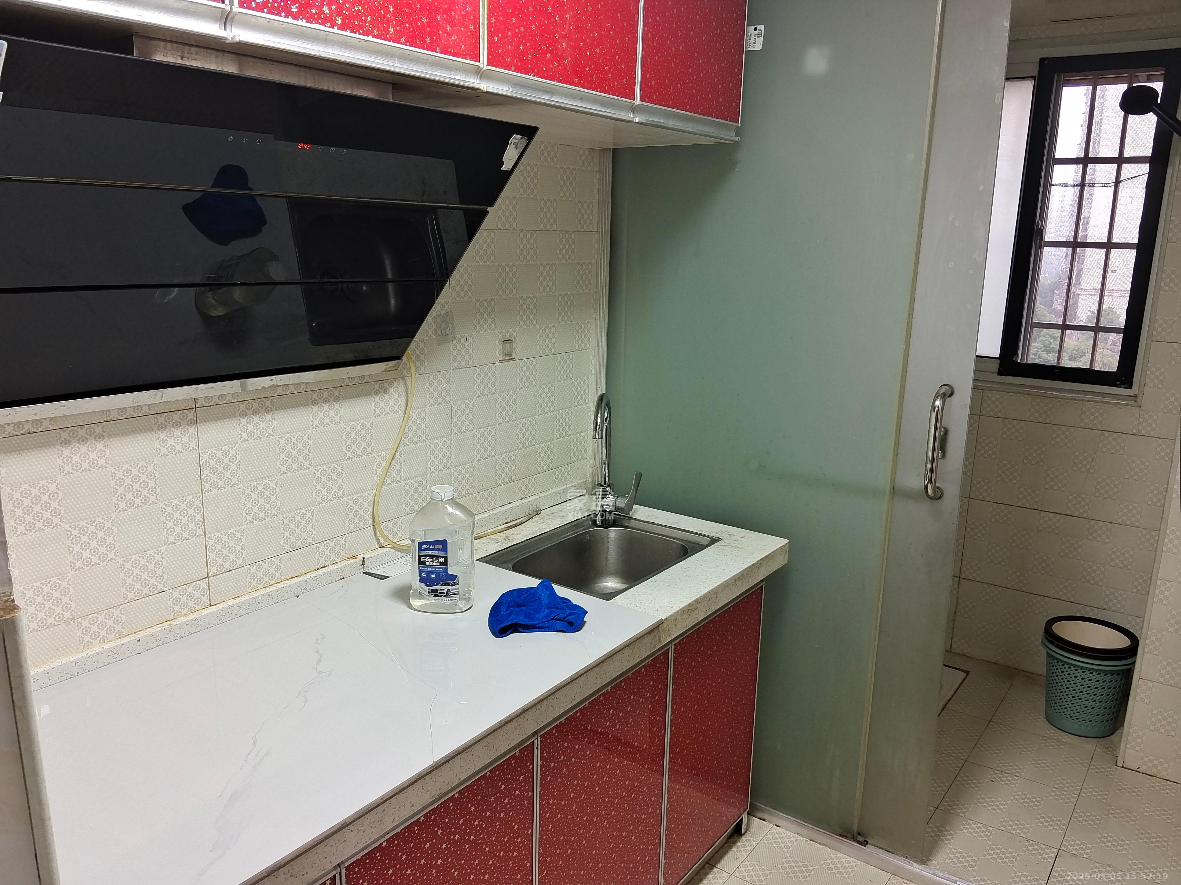 嘉顺苑 1室1厅1卫 1600.0元/月 嘉顺苑 1室1厅1卫 1600.0元/月室内图