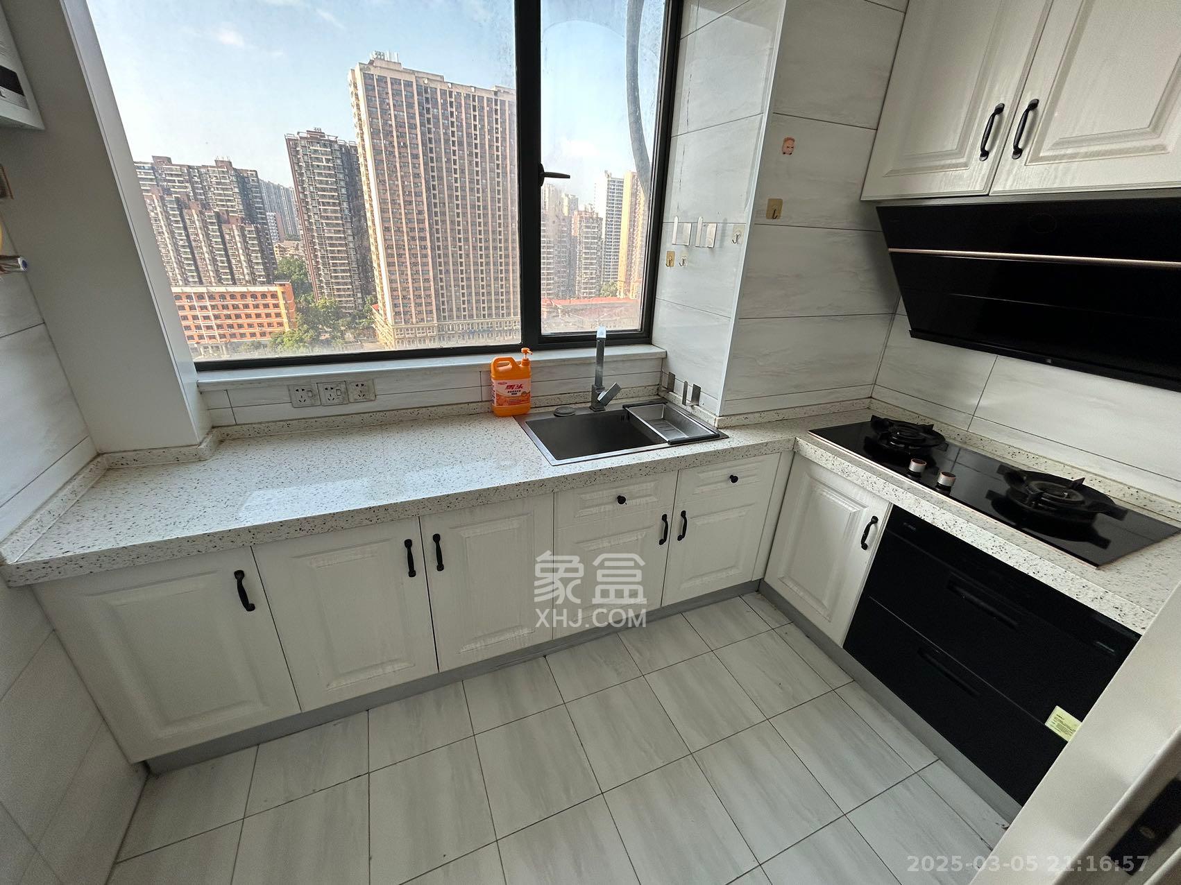 骑龙大街(骑龙苑) 3室2厅1卫 3000.0元/月 骑龙大街(骑龙苑) 3室2厅1卫 3000.0元/月室内图