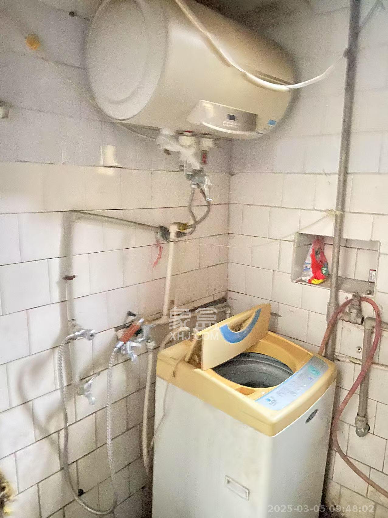 燕山街社区 2室2厅1卫 1600.0元/月 燕山街社区 2室2厅1卫 1600.0元/月室内图