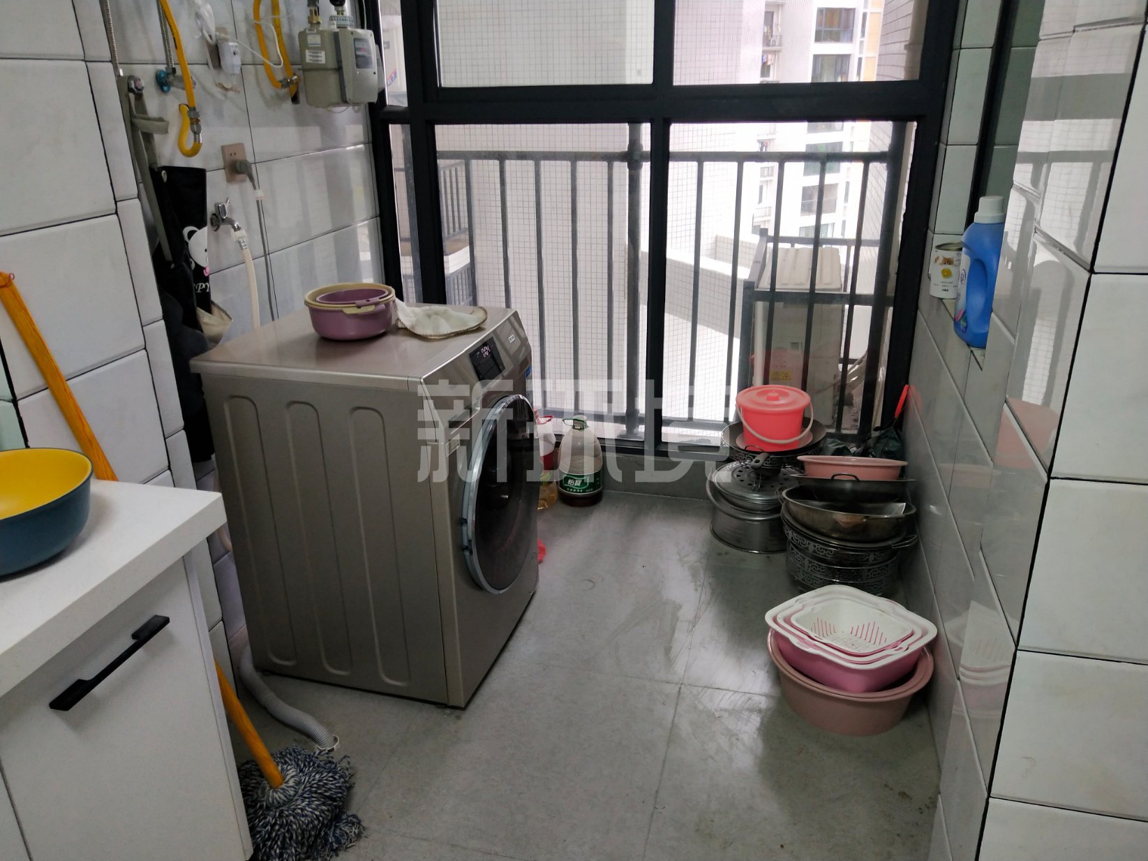 山城上品  2室2厅1卫   63.00万客厅