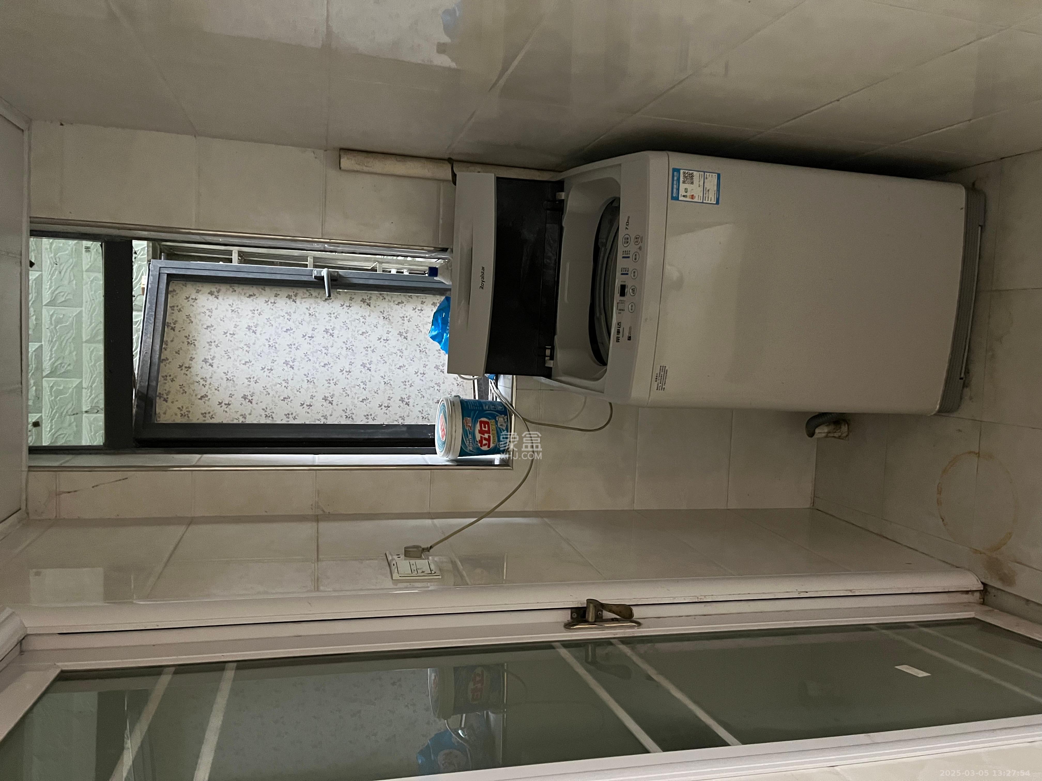 茶山馨苑 1室1厅1卫 1200.0元/月 茶山馨苑 1室1厅1卫 1200.0元/月室内图