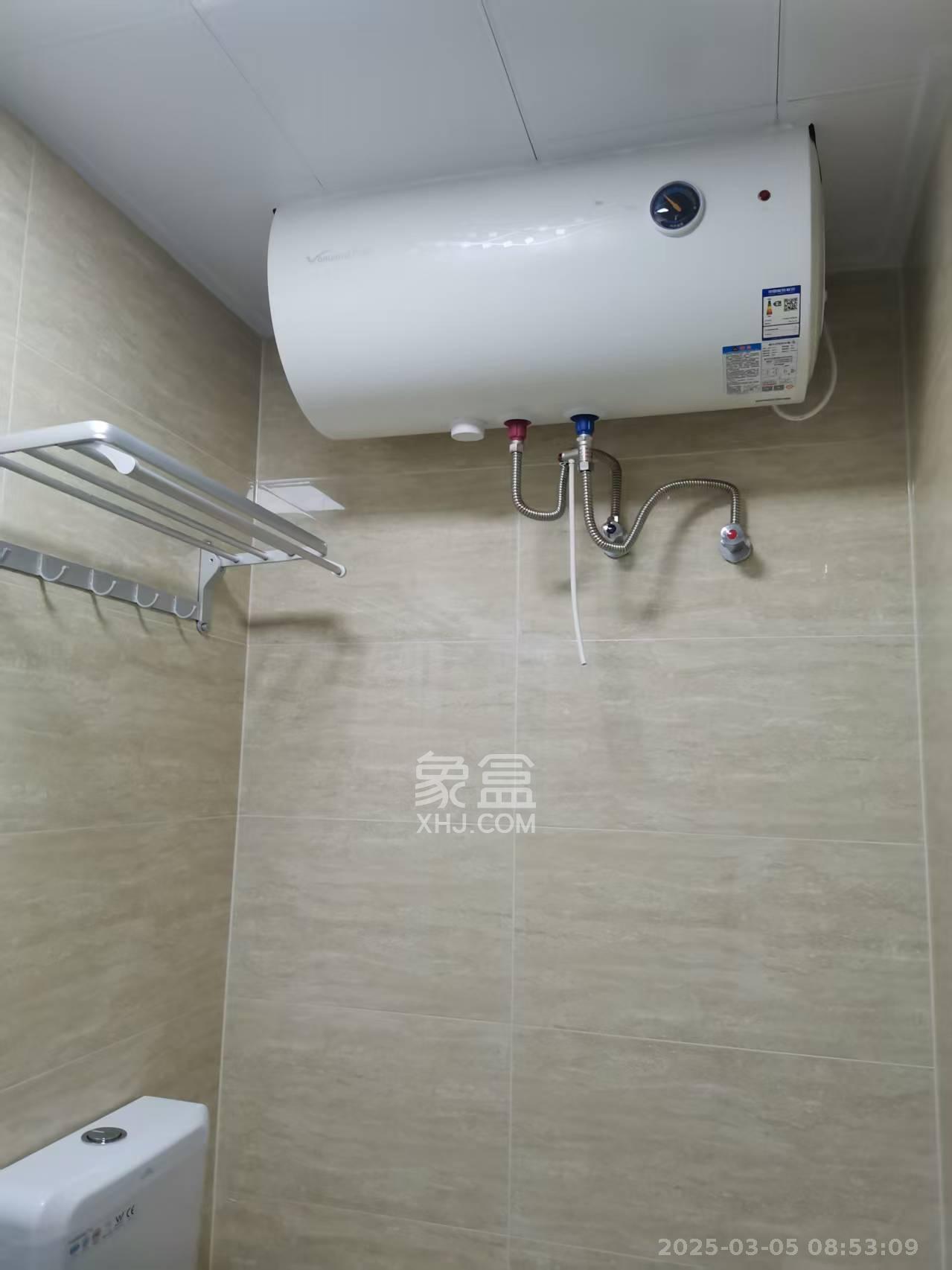 万润时光里  1室1厅1卫   1700.00元/月室内图