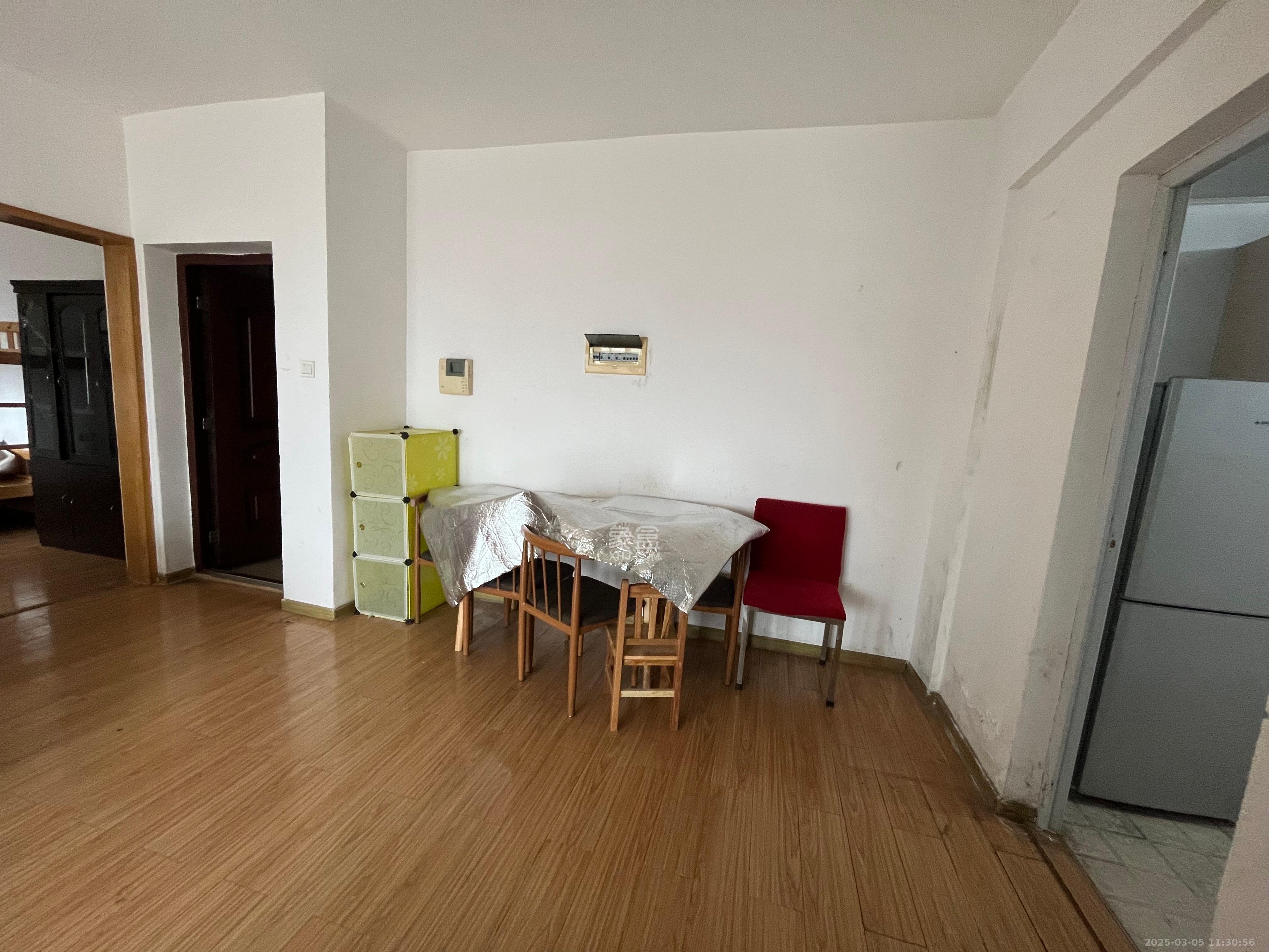 卓越蔚蓝海岸二期 2室2厅1卫 1800.0元/月 卓越蔚蓝海岸二期 2室2厅1卫 1800.0元/月室内图