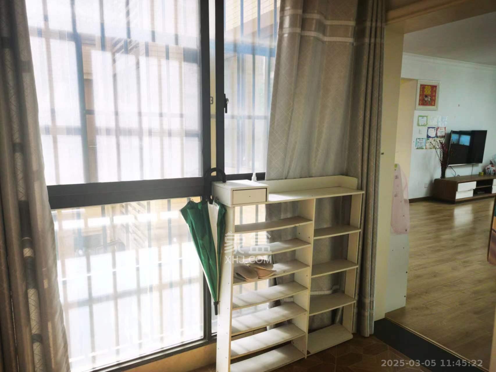 中建芙蓉嘉苑 3室2厅2卫 2700.0元/月 中建芙蓉嘉苑 3室2厅2卫 2700.0元/月室内图