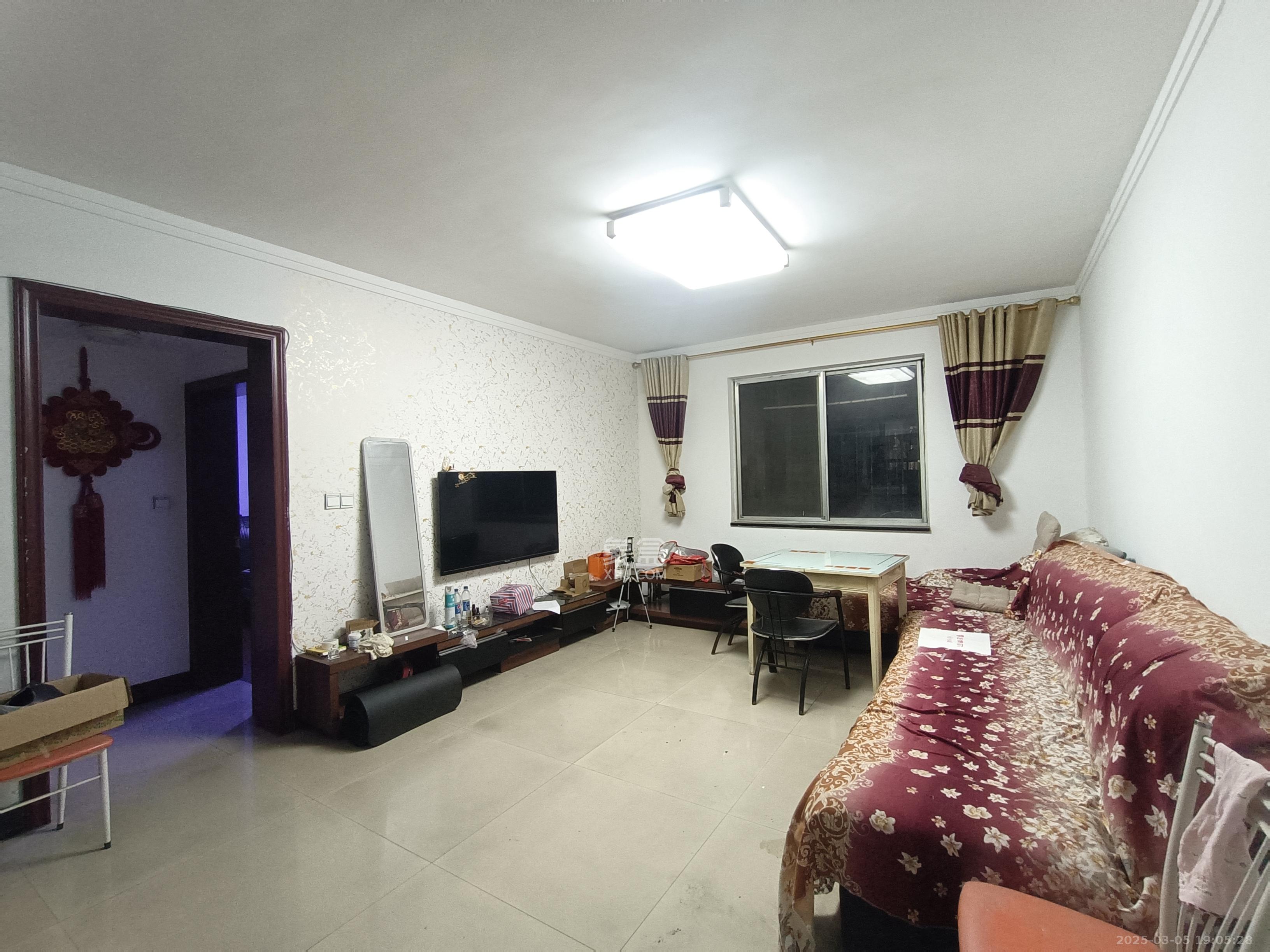 茶叶大市场“山水茗园”  2室2厅1卫    1300.0元/月室内图