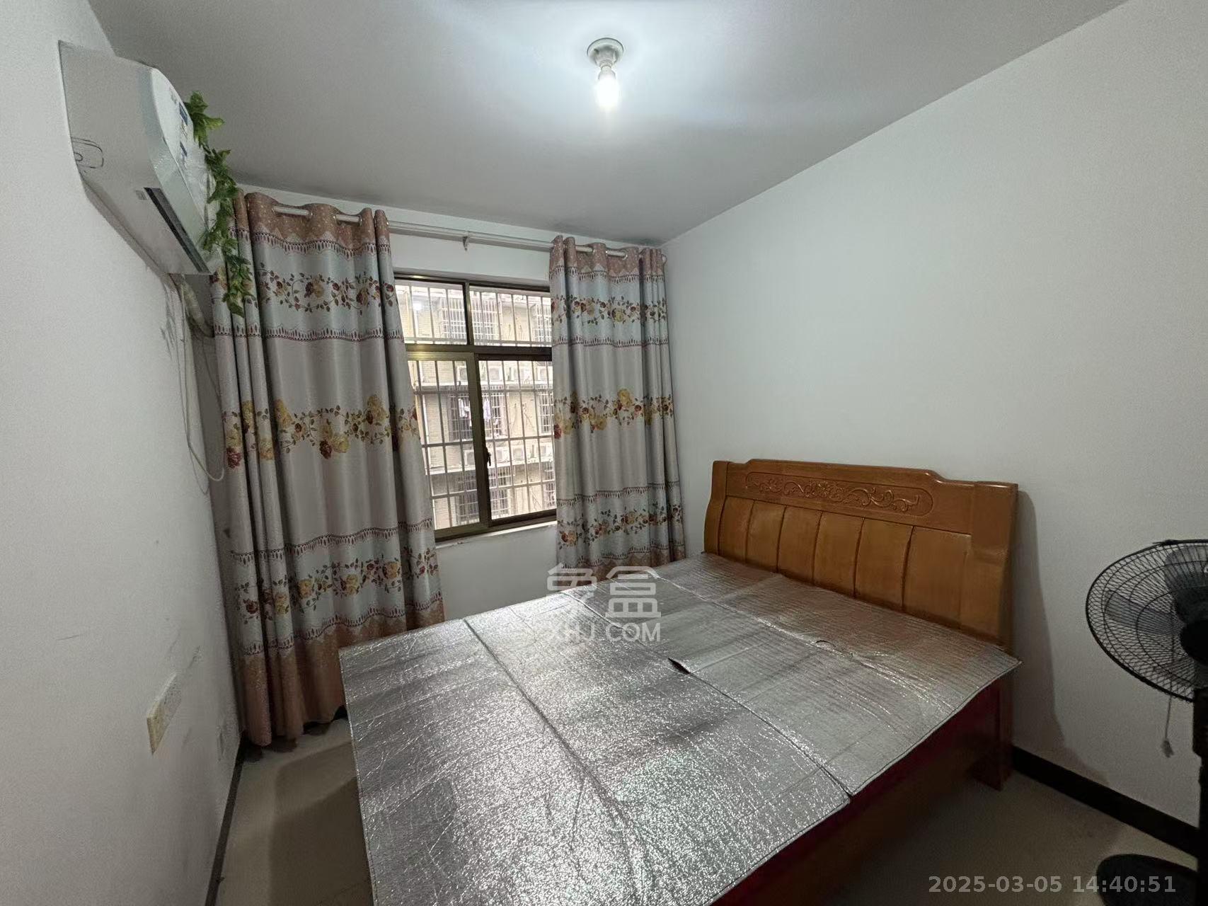 龙塘安置区(龙塘小区) 1室0厅0卫 900.0元/月 龙塘安置区(龙塘小区) 1室0厅0卫 900.0元/月室内图