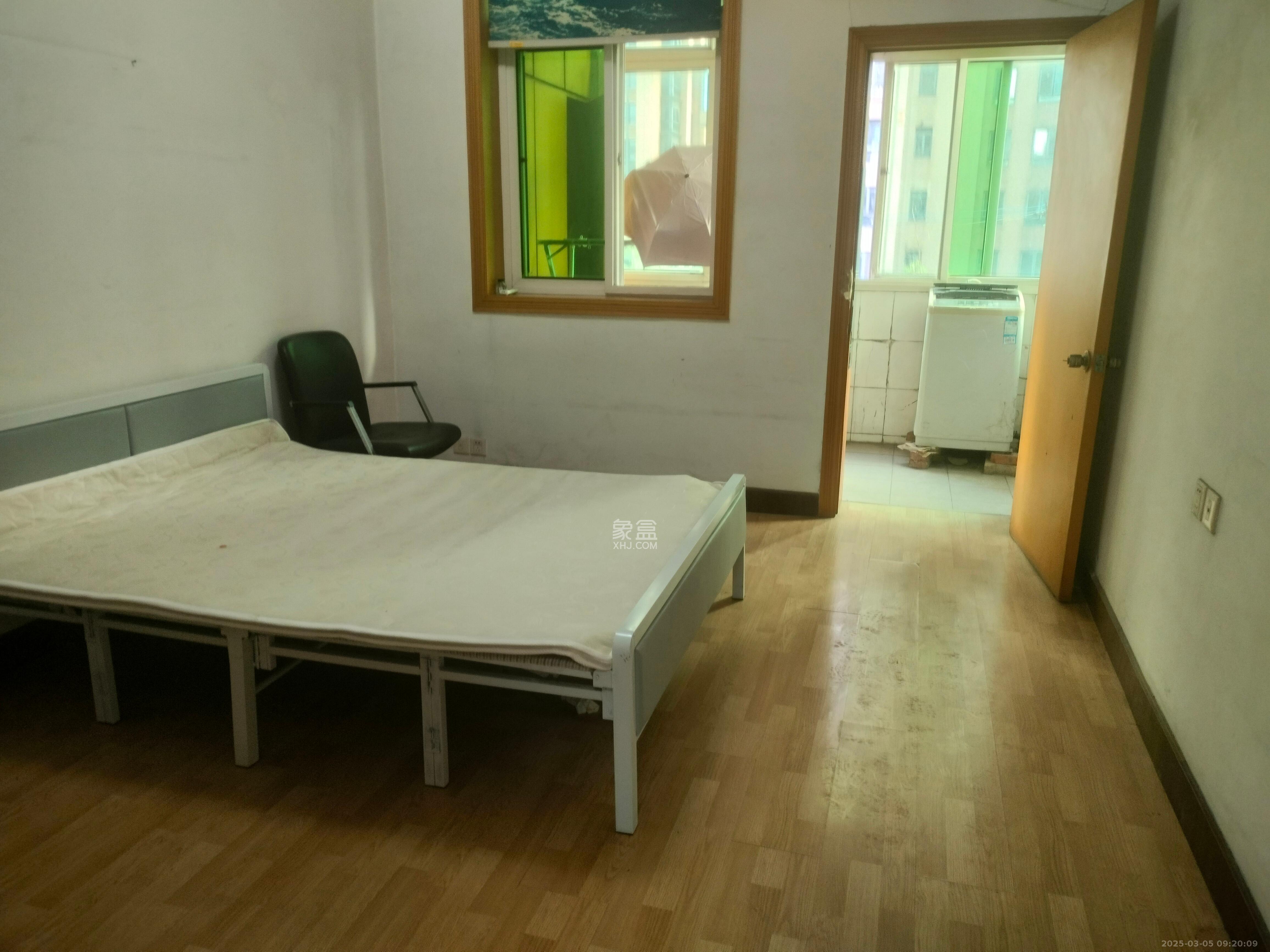 长沙理工大学教职工宿舍金盆岭住宅区(芙蓉路) 2室1厅1卫 1500.0元/月 长沙理工大学教职工宿舍金盆岭住宅区(芙蓉路) 2室1厅1卫 1500.0元/月室内图