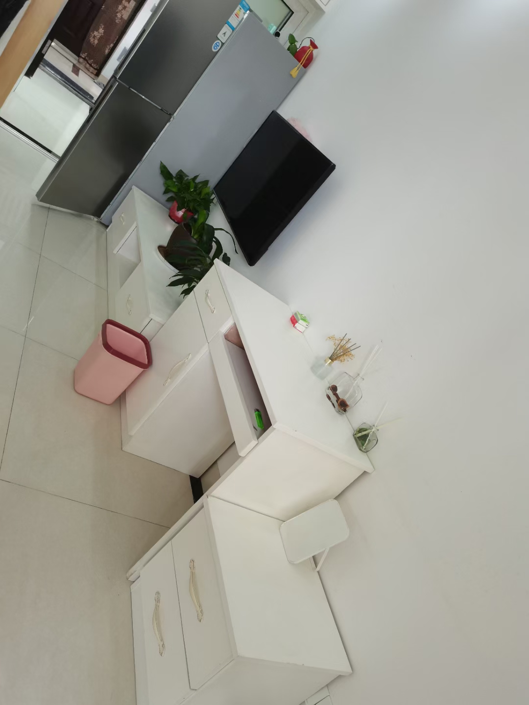 鸿浩达吉星广场(秀石街)  1室1厅1卫    800.0元/月室内图