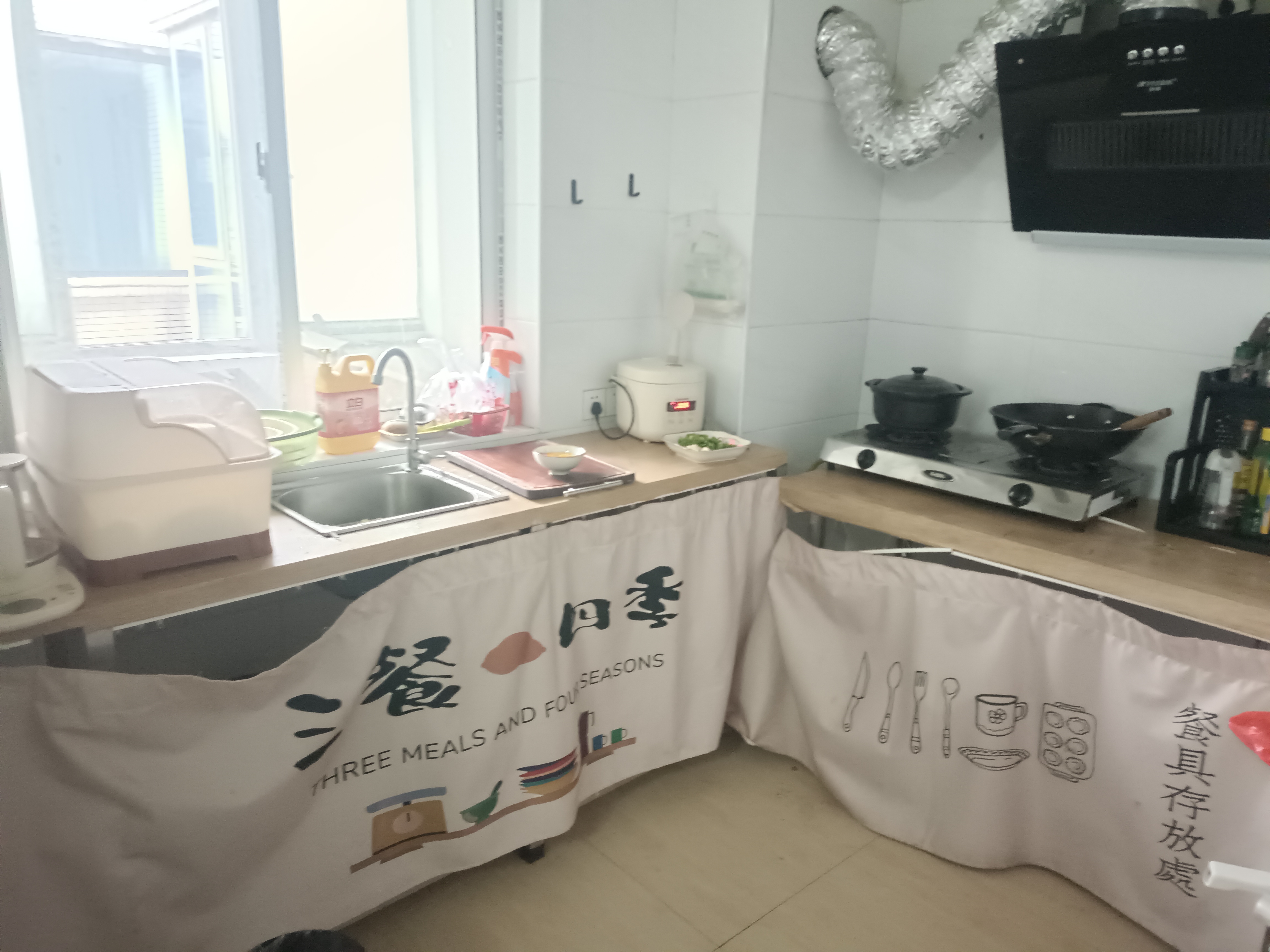 万城国际  2室2厅1卫   1200.00元/月小区图