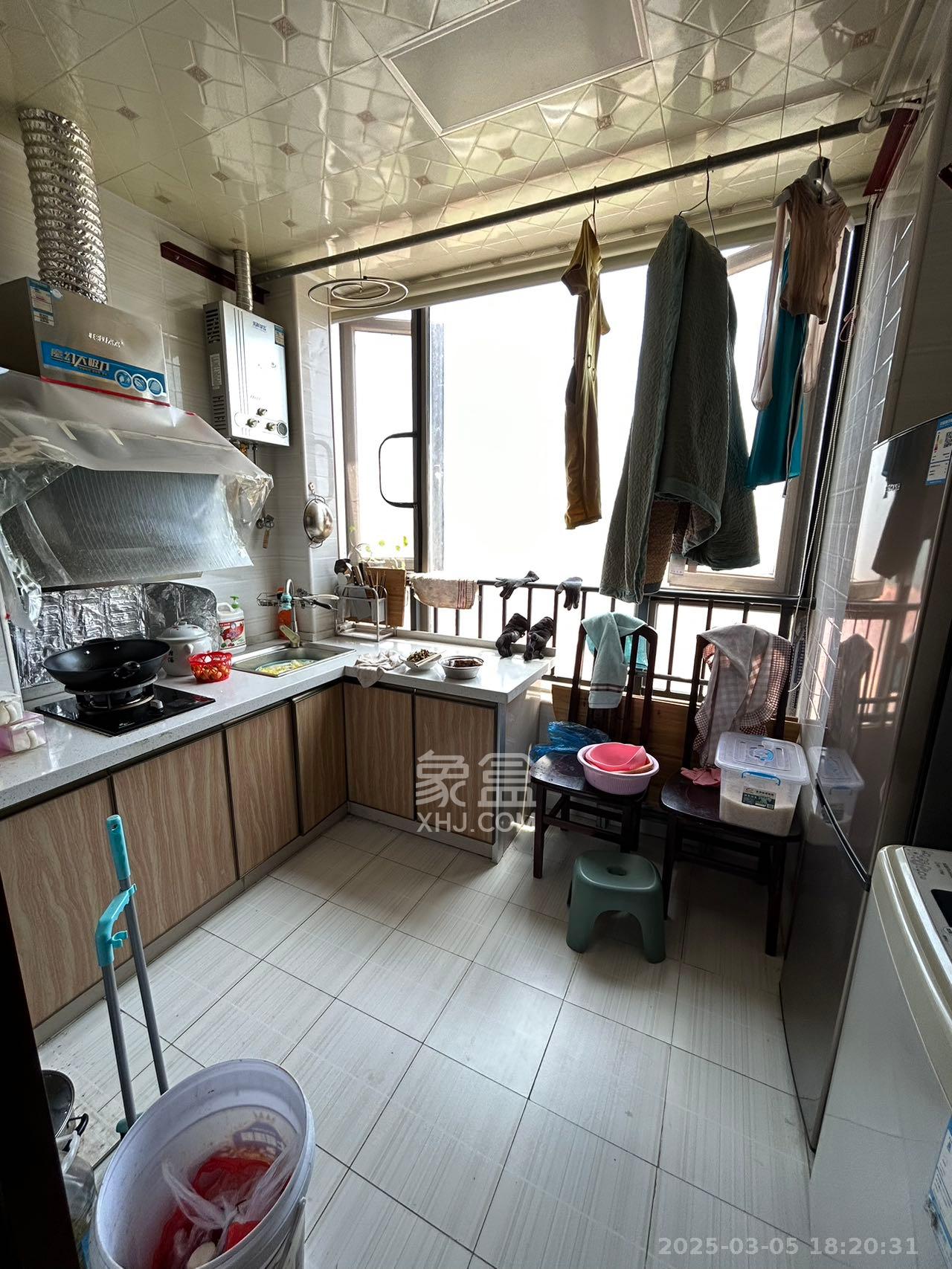 怡海星城 1室1厅1卫 950.0元/月 怡海星城 1室1厅1卫 950.0元/月室内图