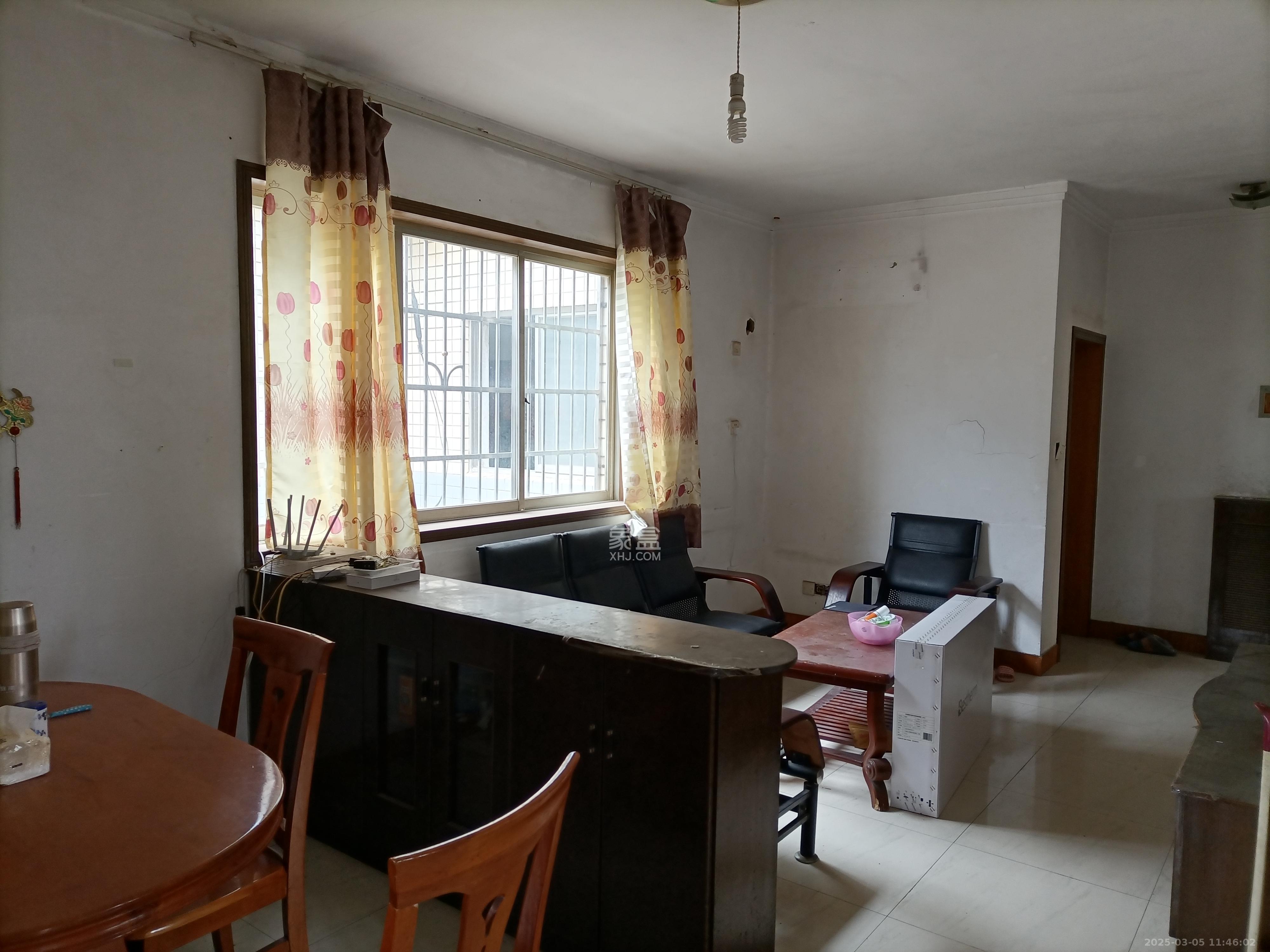 天韵家园 3室1厅1卫 1600.0元/月 天韵家园 3室1厅1卫 1600.0元/月室内图