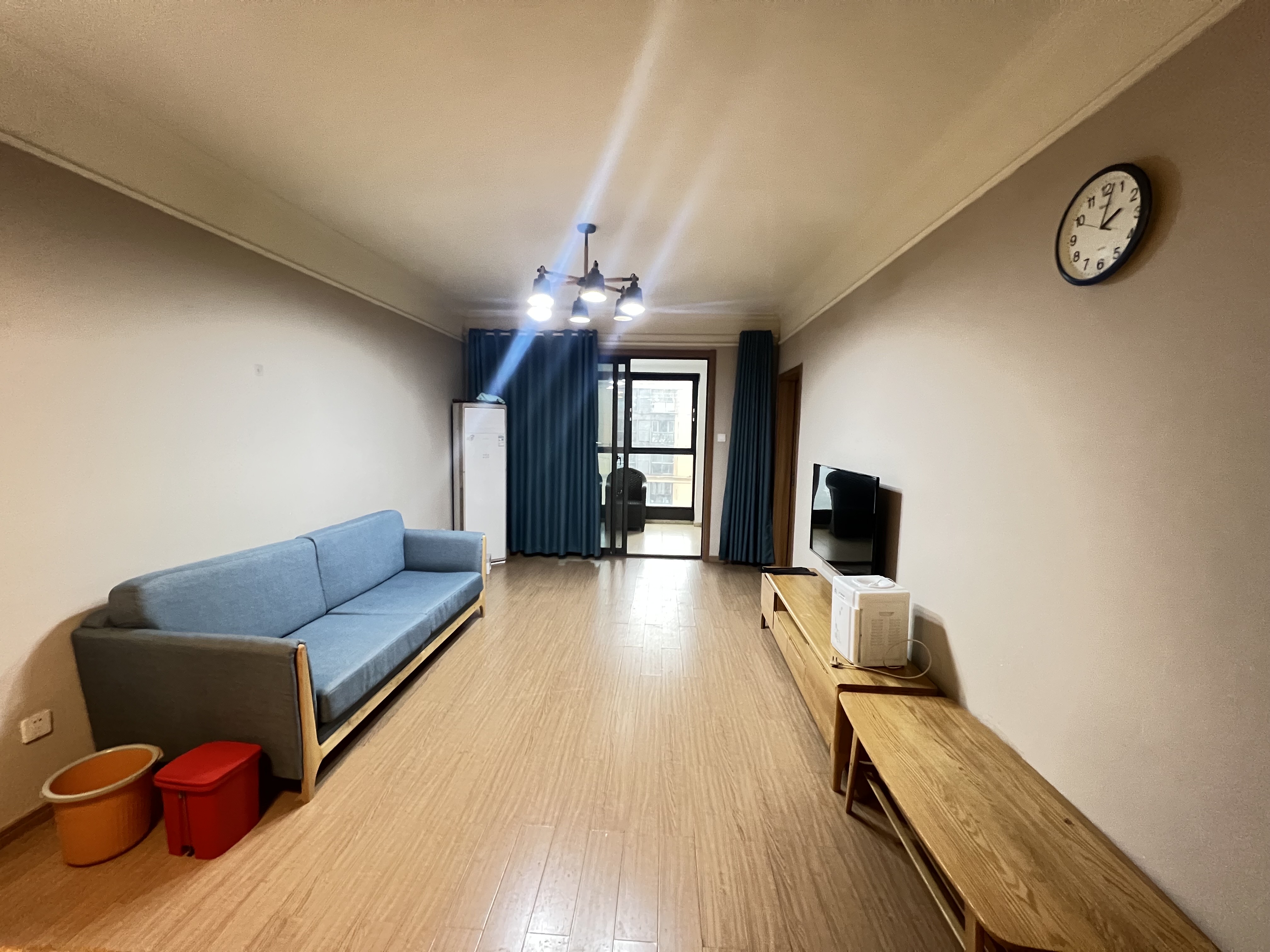 麓谷小镇  3室2厅1卫   2300.00元/月户型图