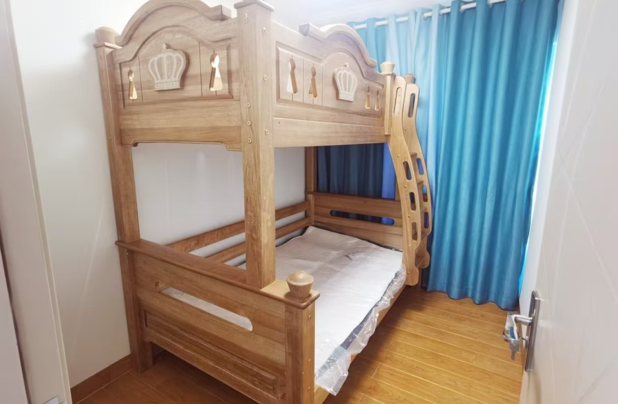 绿地海德公馆 3室2厅1卫 3500.0元/月 绿地海德公馆 3室2厅1卫 3500.0元/月室内图