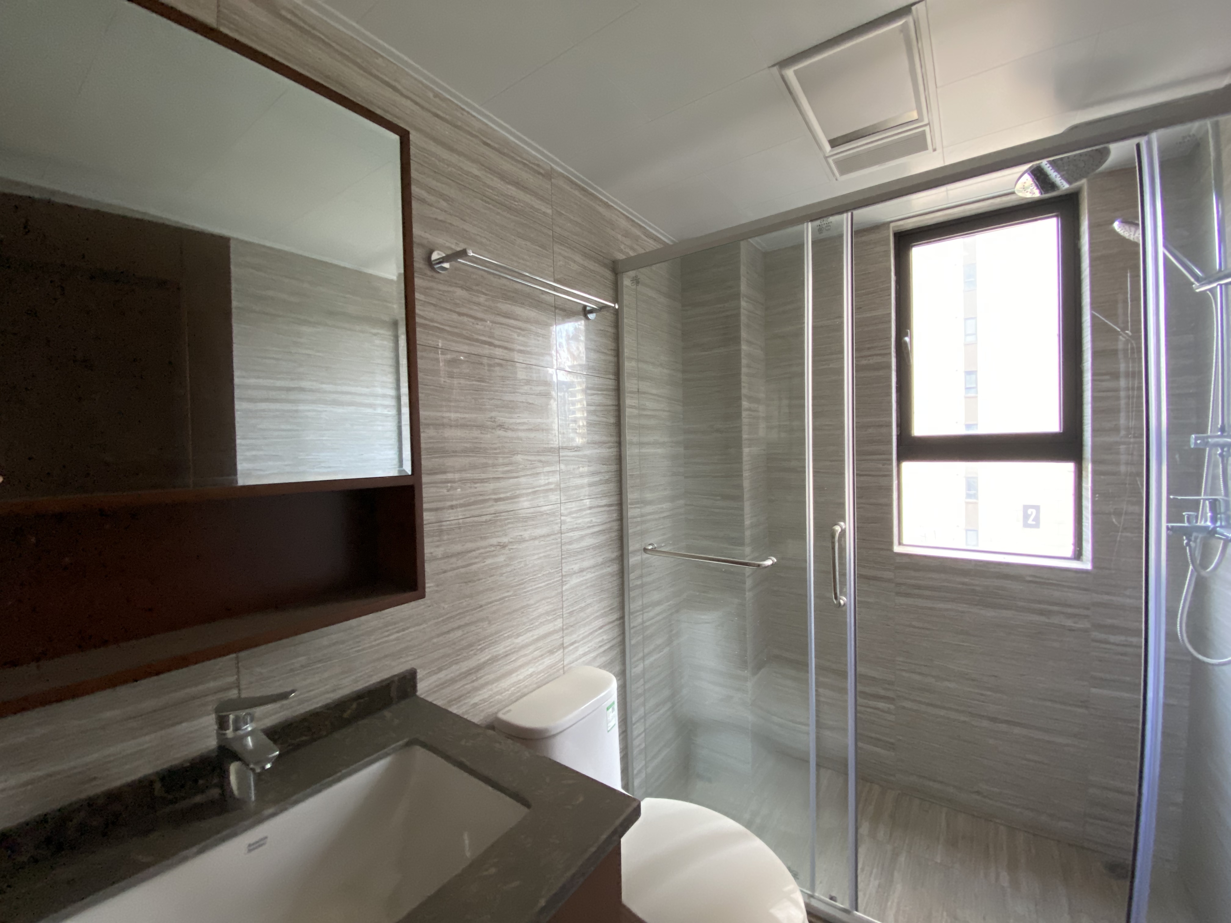 荣盛碧桂园铂悦府 3室2厅2卫 1800.0元/月 荣盛碧桂园铂悦府 3室2厅2卫 1800.0元/月户型图