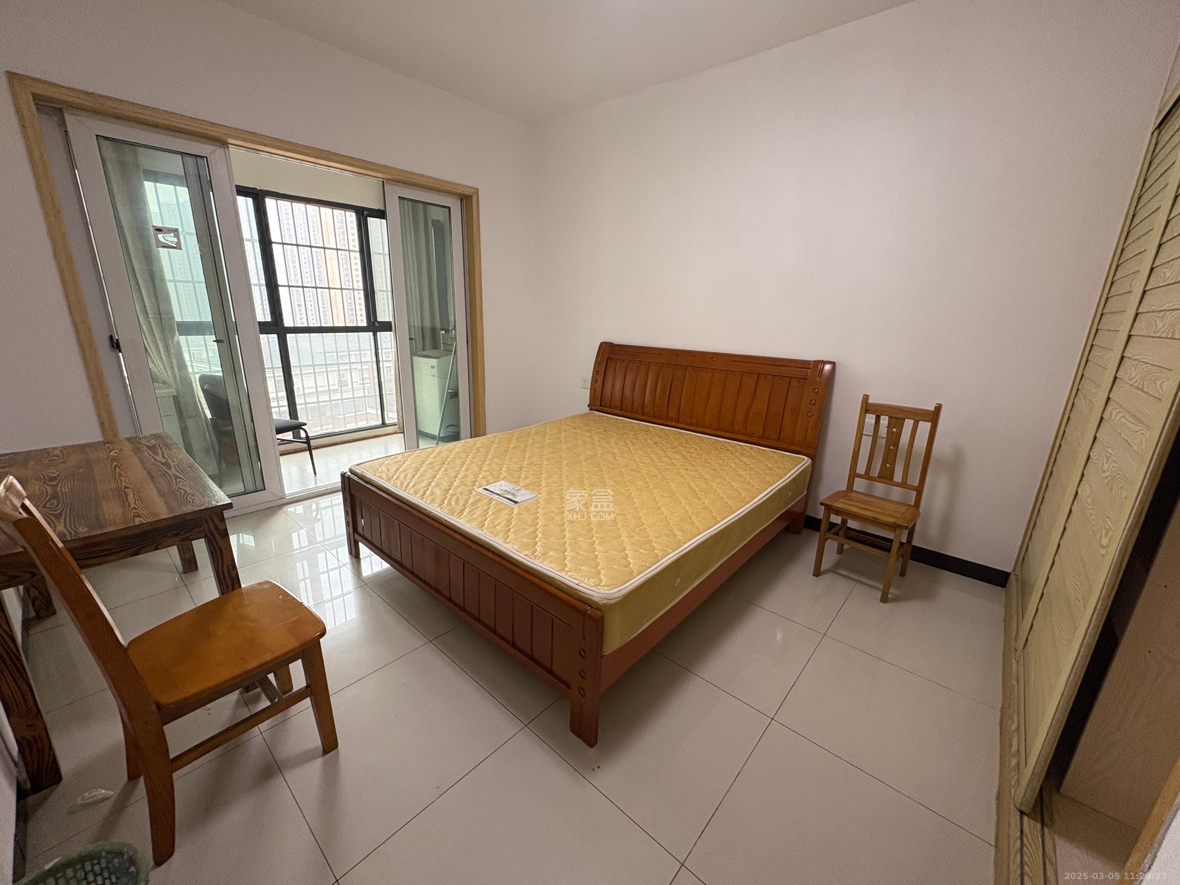 家和苑(原梅溪湖保障性住房一期) 4室4厅1卫 2600.0元/月 家和苑(原梅溪湖保障性住房一期) 4室4厅1卫 2600.0元/月室内图