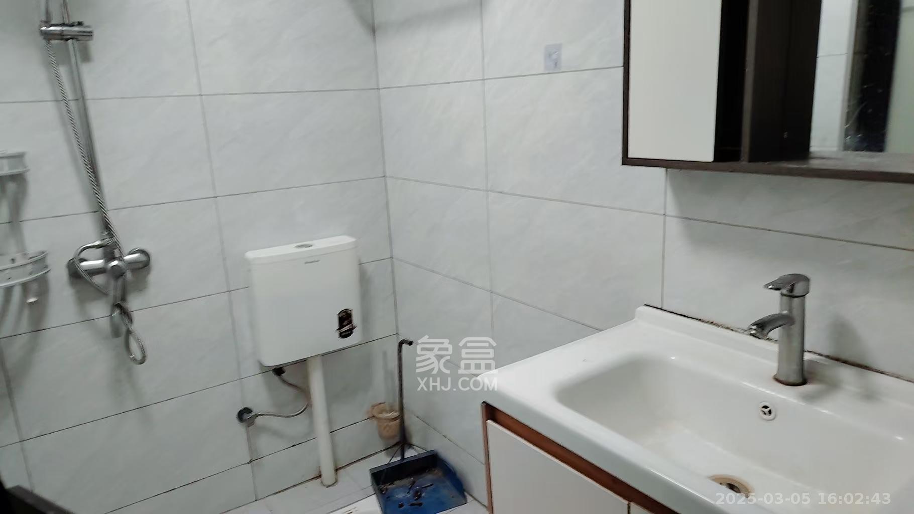 龙湖湘江星座（祺鑫星座公寓）  1室0厅0卫   1500.00元/月室内图