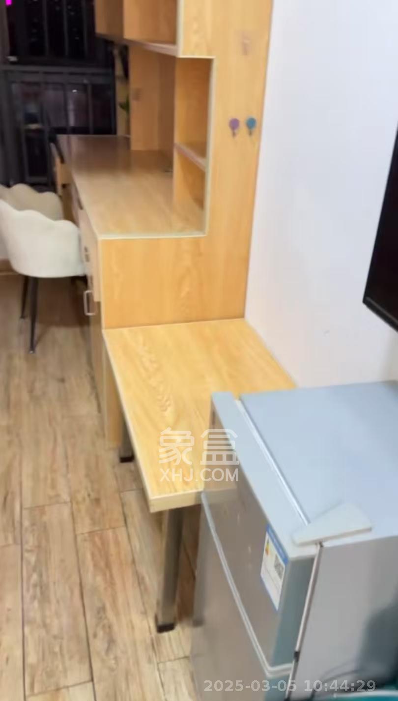 叠彩兰亭  1室1厅1卫   1200.00元/月室内图