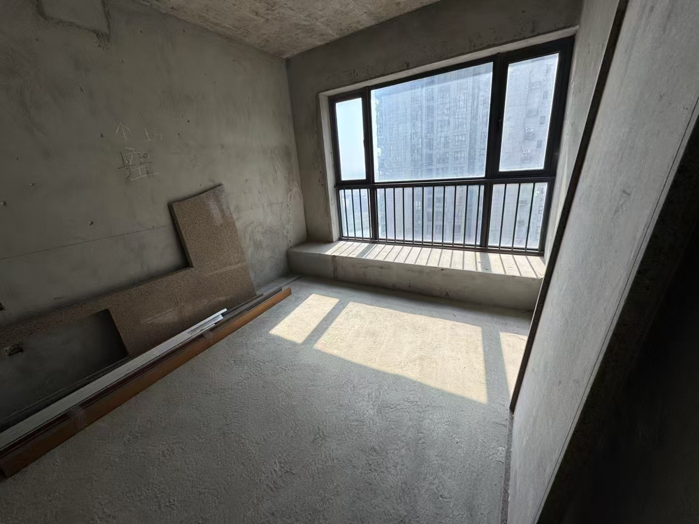 华盛中央公园  3室2厅1卫    131.0万 华盛中央公园  3室2厅1卫    131.0万室内图