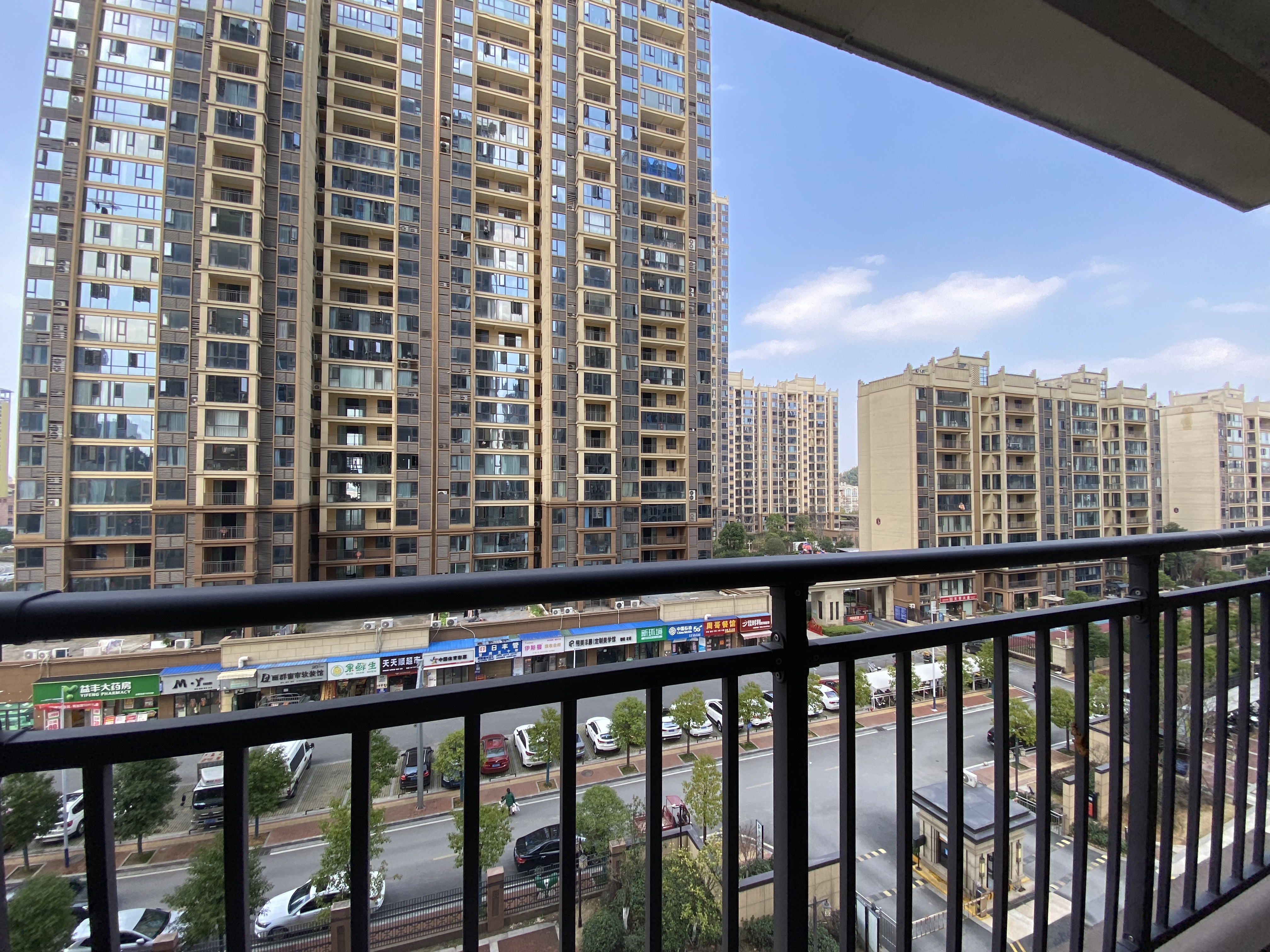 荣盛碧桂园铂悦府 3室2厅2卫 1800.0元/月 荣盛碧桂园铂悦府 3室2厅2卫 1800.0元/月户型图