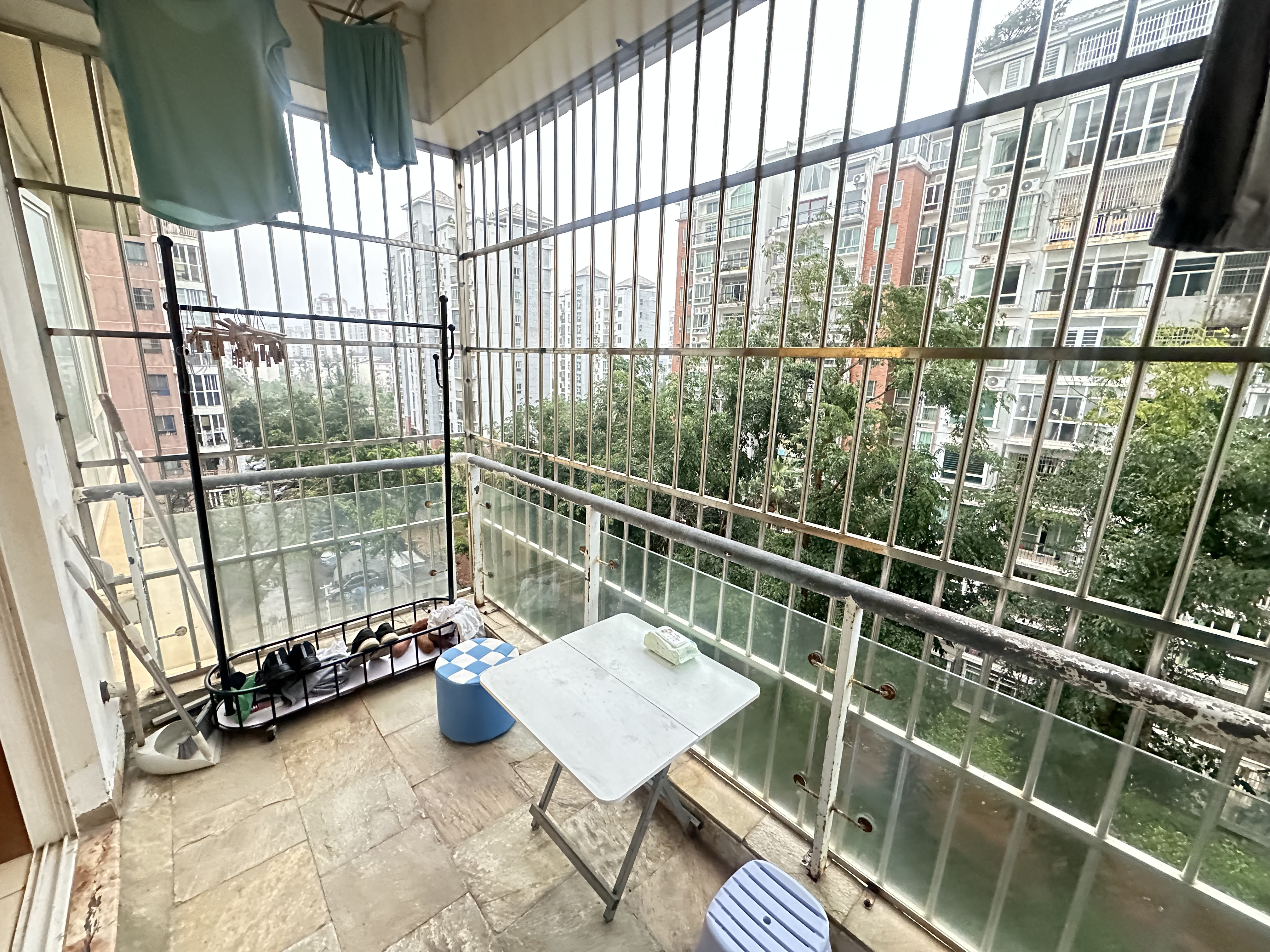 伊甸家园  1室1厅1卫   1800.00元/月室内图
