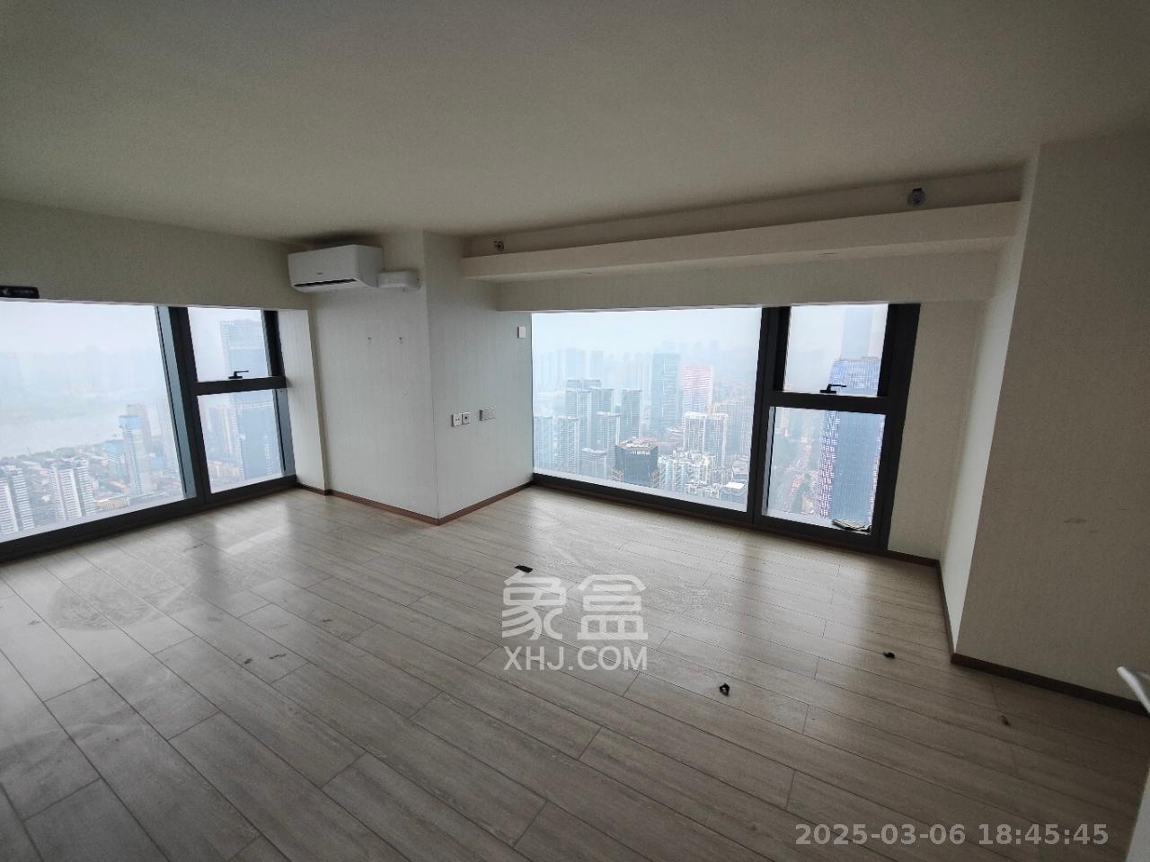 华远华时代   90.0㎡     5500.00元/月室内图