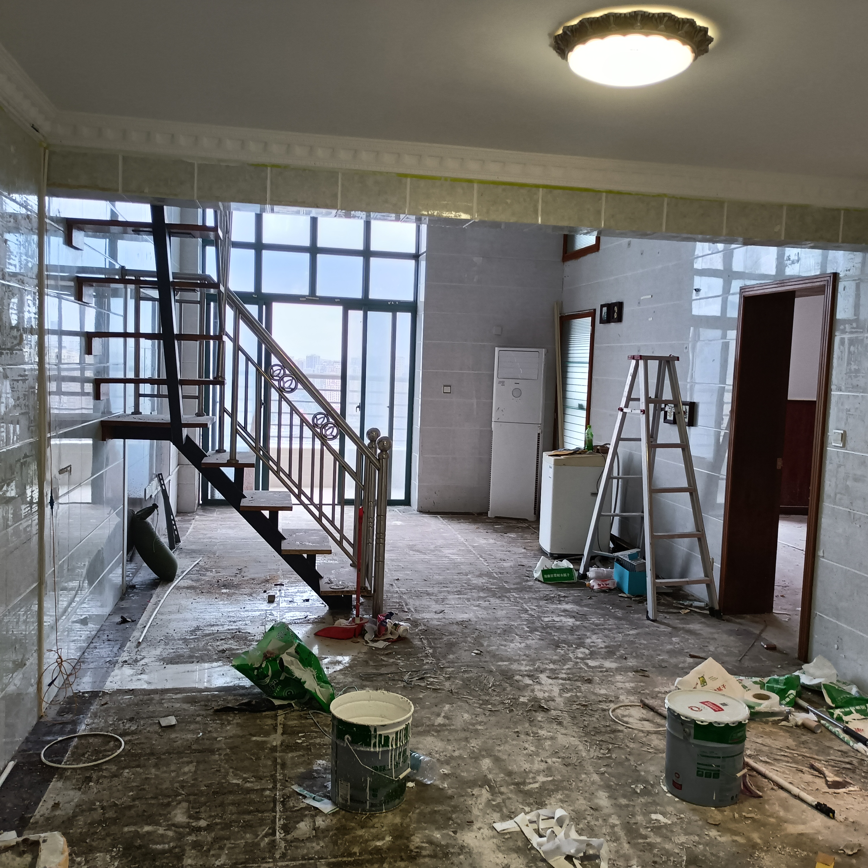 申鑫国际广场 6室2厅2卫 238.0万 申鑫国际广场 6室2厅2卫 238.0万室内图