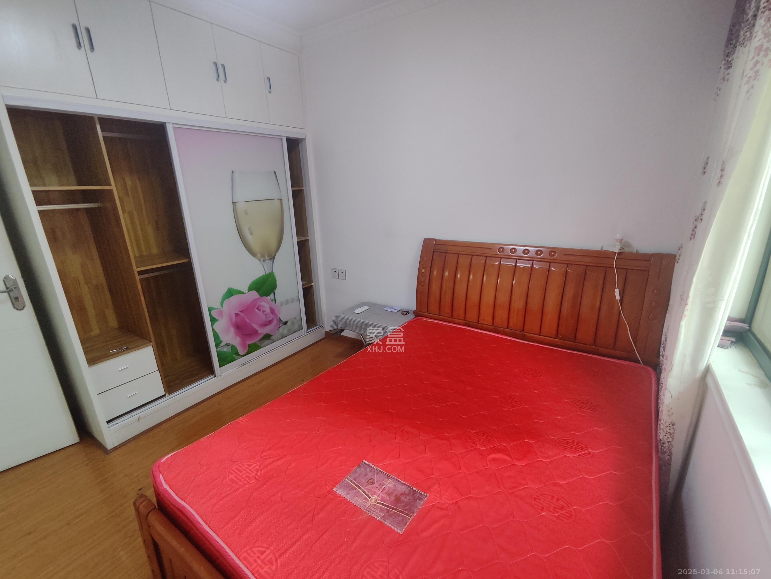 上峰苑（兰亭玥岛）  2室2厅1卫   2300.00元/月室内图