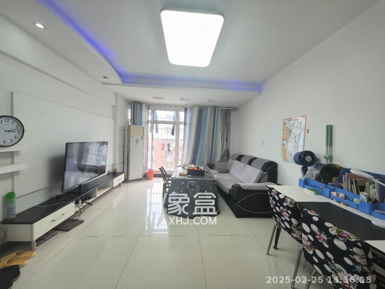 中悦领秀金都  2室1厅1卫   1400.00元/月室内图