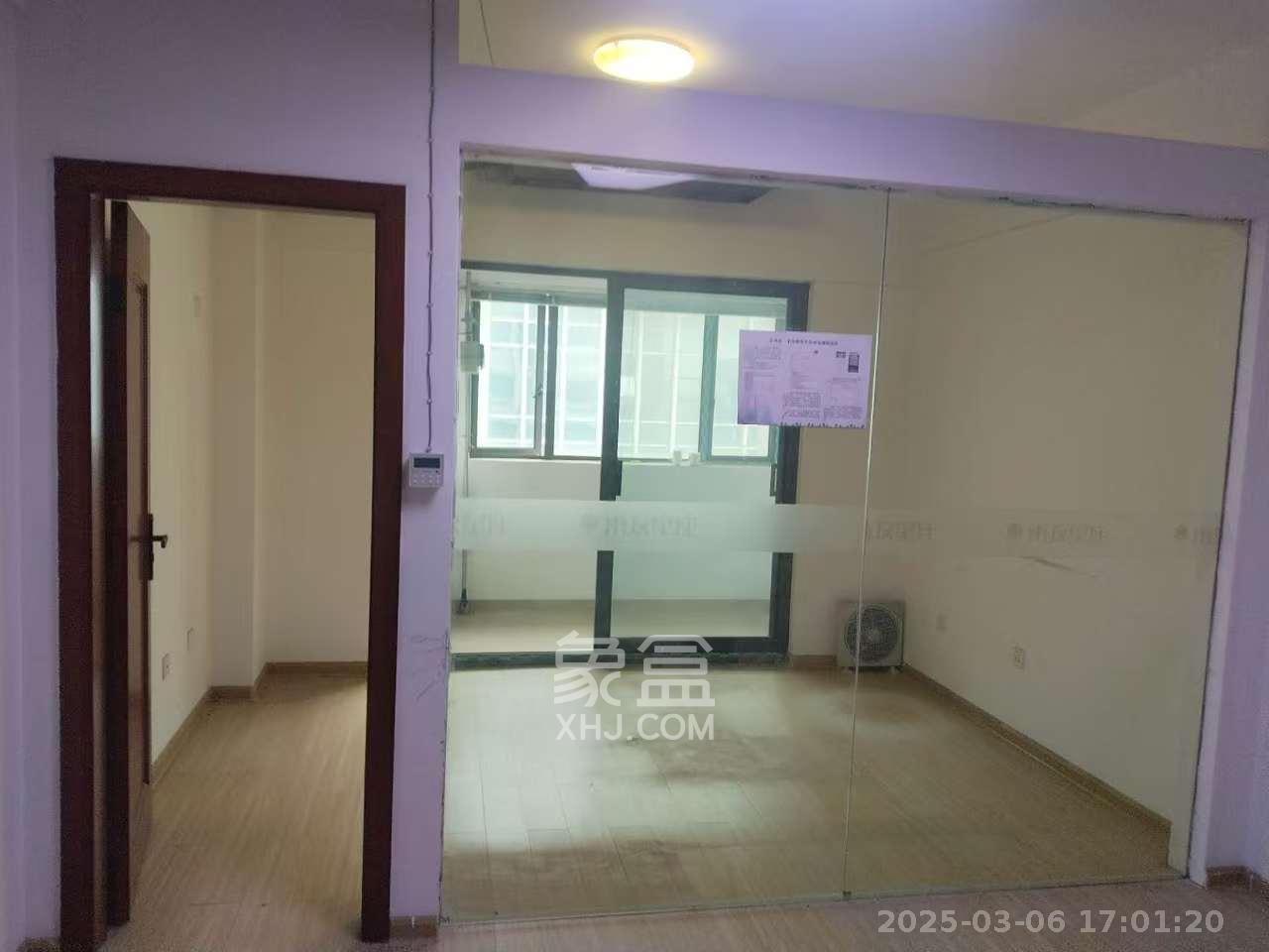 东友星座 1室1厅1卫 1800.0元/月 东友星座 1室1厅1卫 1800.0元/月室内图