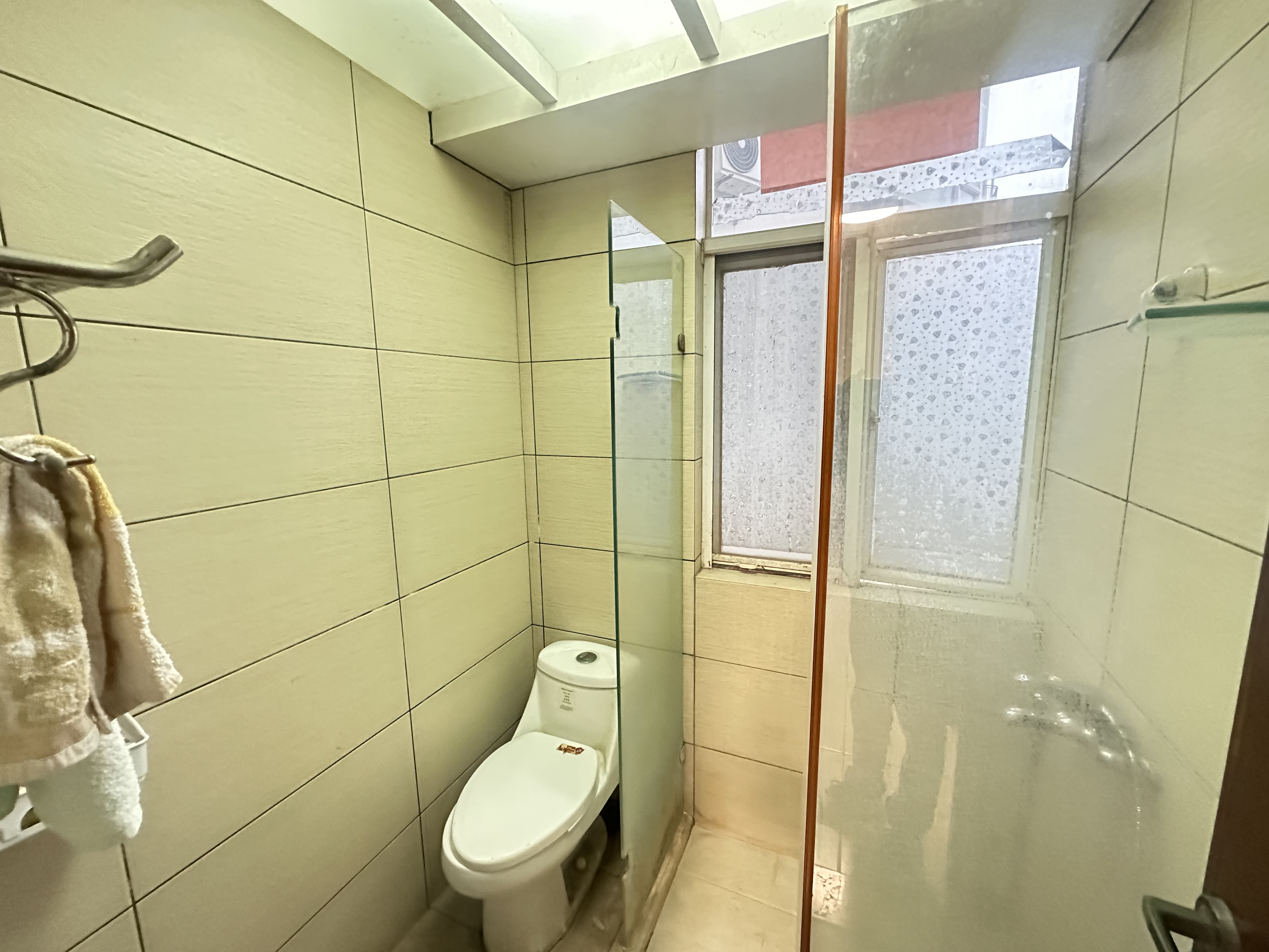 伊甸家园  1室1厅1卫   1800.00元/月室内图