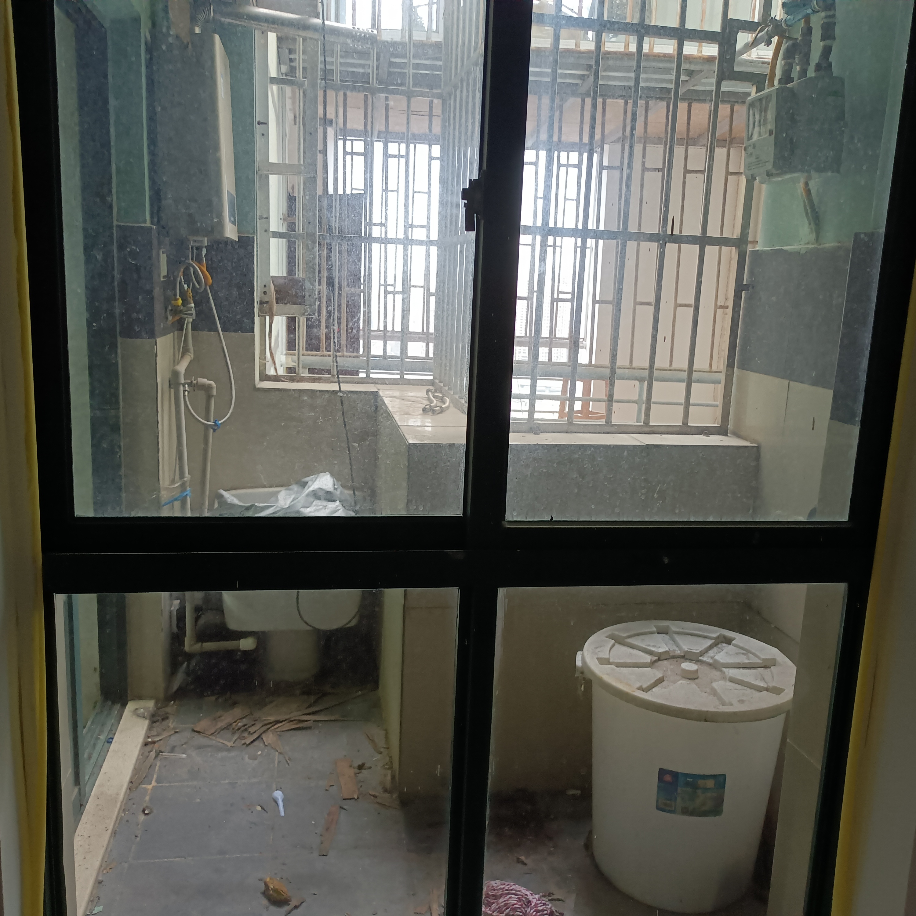 申鑫国际广场 6室2厅2卫 238.0万 申鑫国际广场 6室2厅2卫 238.0万室内图