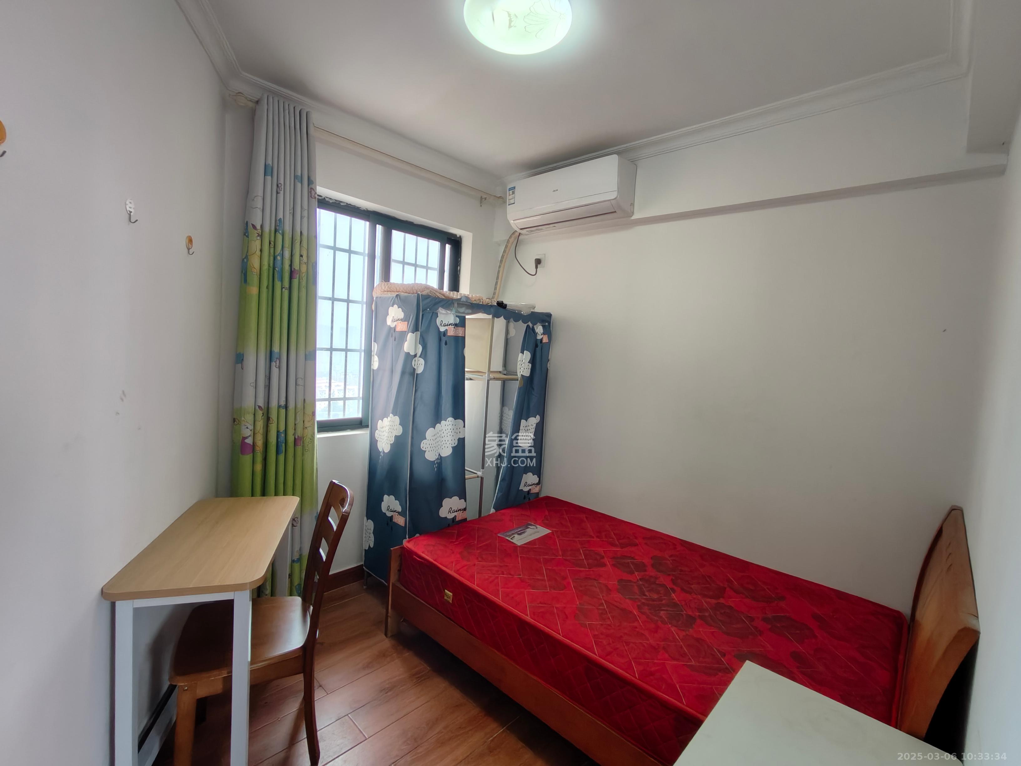 诚兴园 3室2厅1卫 2100.0元/月 诚兴园 3室2厅1卫 2100.0元/月室内图