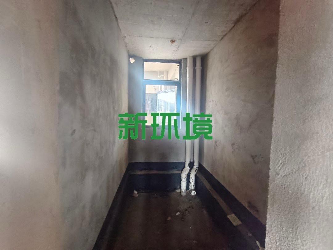 昊天珑璟湾  3室2厅2卫   81.50万客厅