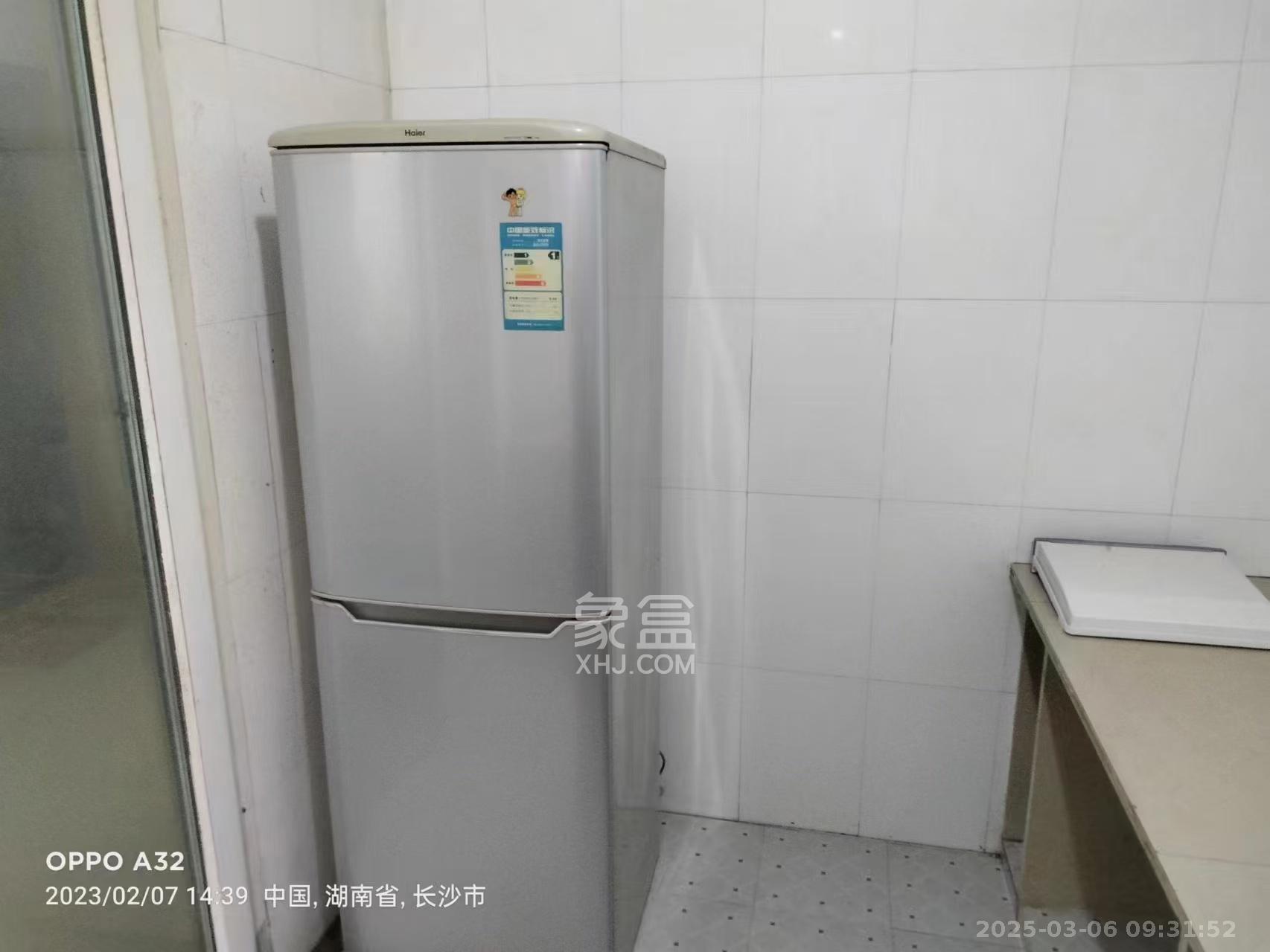 德润园  2室2厅1卫   1800.00元/月室内图