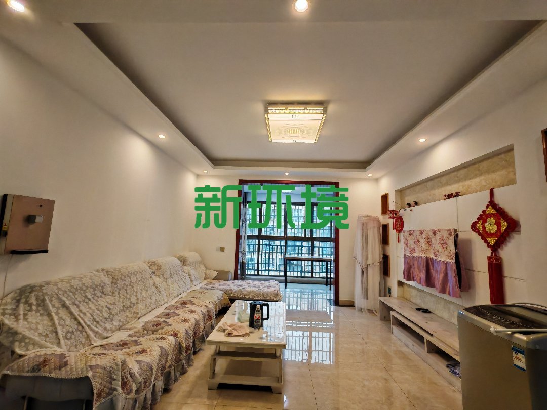 西溪美景  3室2厅2卫   61.00万客厅
