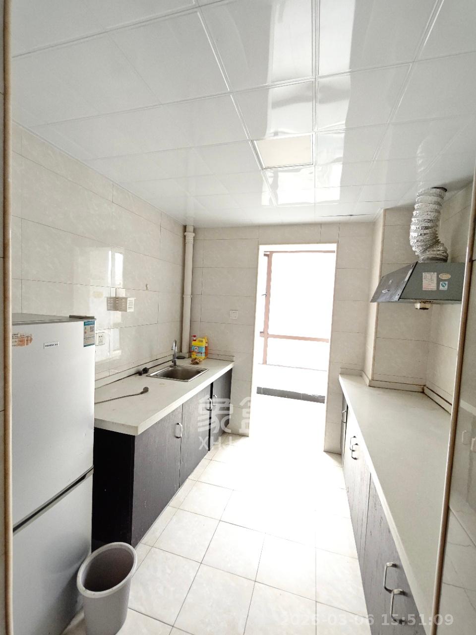 山语城二期  3室2厅1卫    1500.0元/月 山语城二期  3室2厅1卫    1500.0元/月户型图