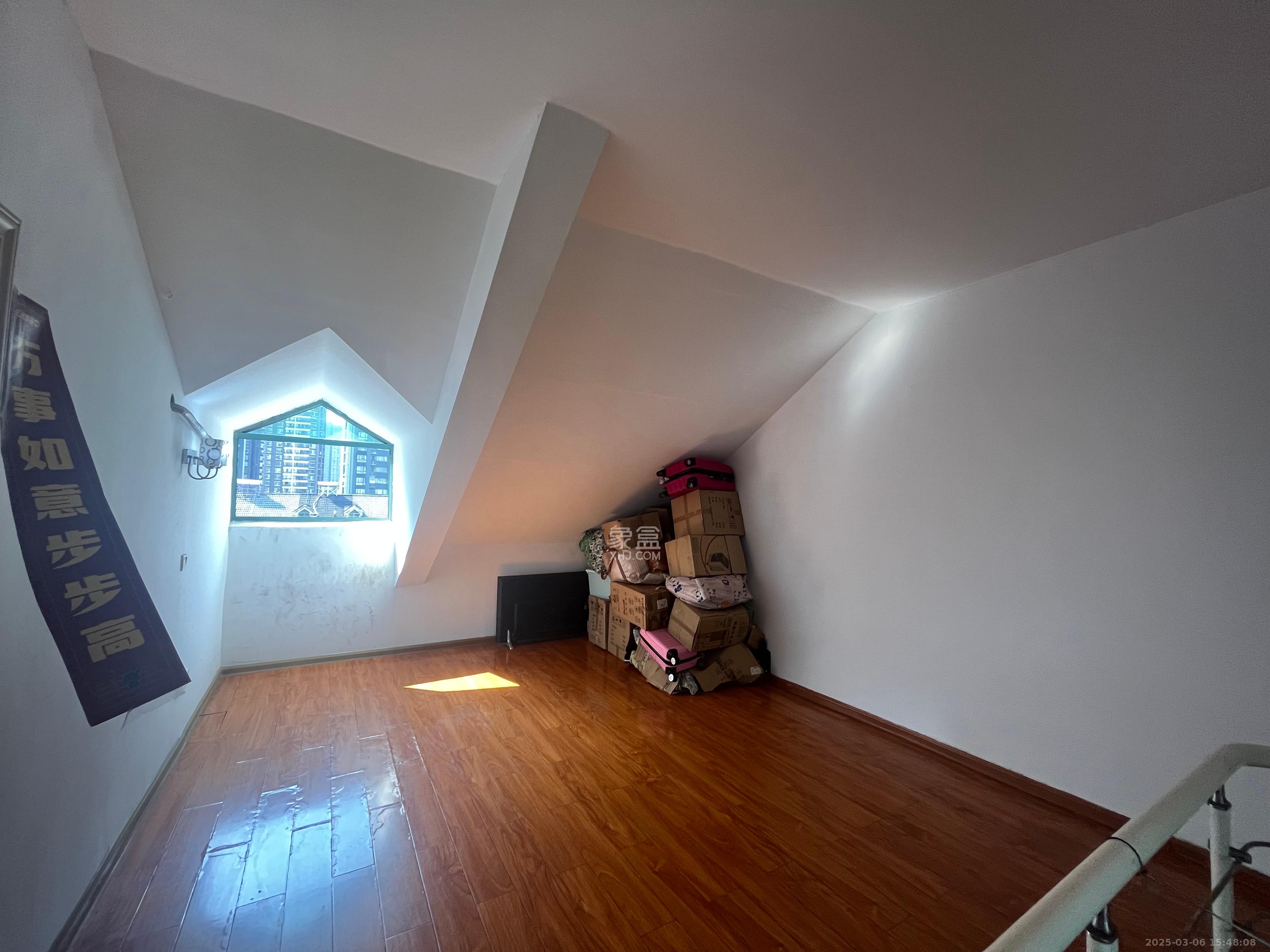 柠檬丽都 3室2厅1卫 1600.0元/月 柠檬丽都 3室2厅1卫 1600.0元/月室内图