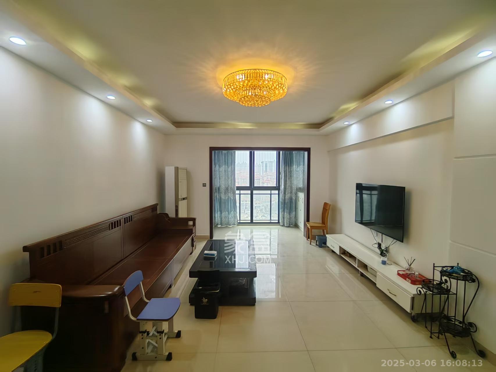 双盈卧龙湾 4室2厅2卫 2300.0元/月 双盈卧龙湾 4室2厅2卫 2300.0元/月室内图