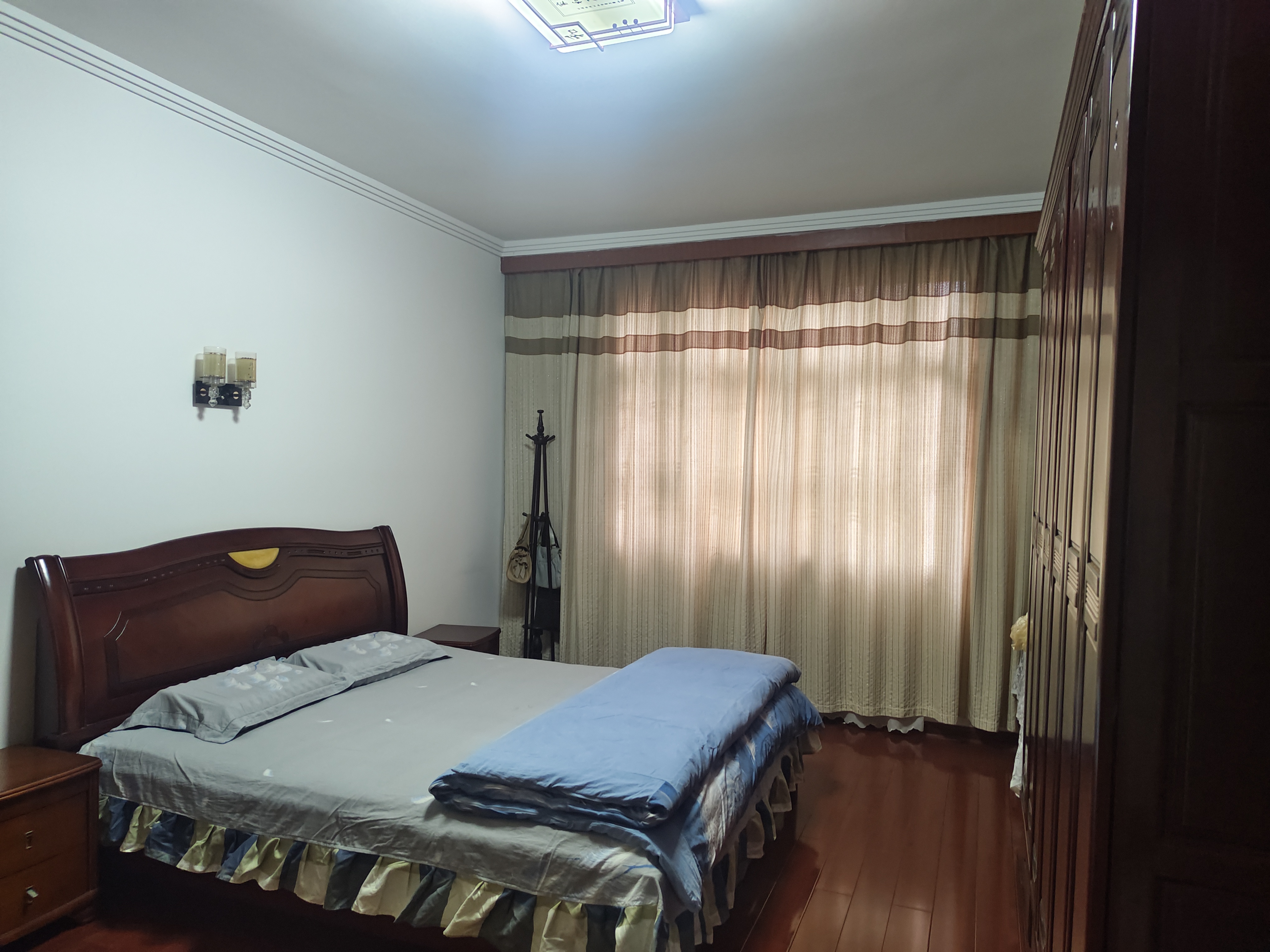 馨园小区 1室0厅0卫 1600.0元/月 馨园小区 1室0厅0卫 1600.0元/月室内图