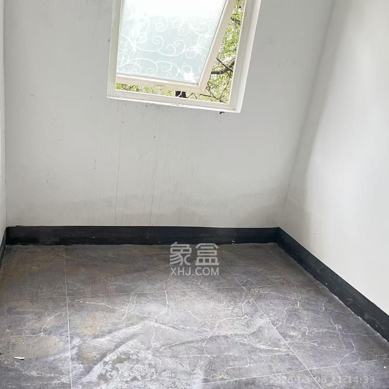 嘉华城(一期) 5室2厅2卫 2800.0元/月 嘉华城(一期) 5室2厅2卫 2800.0元/月室内图