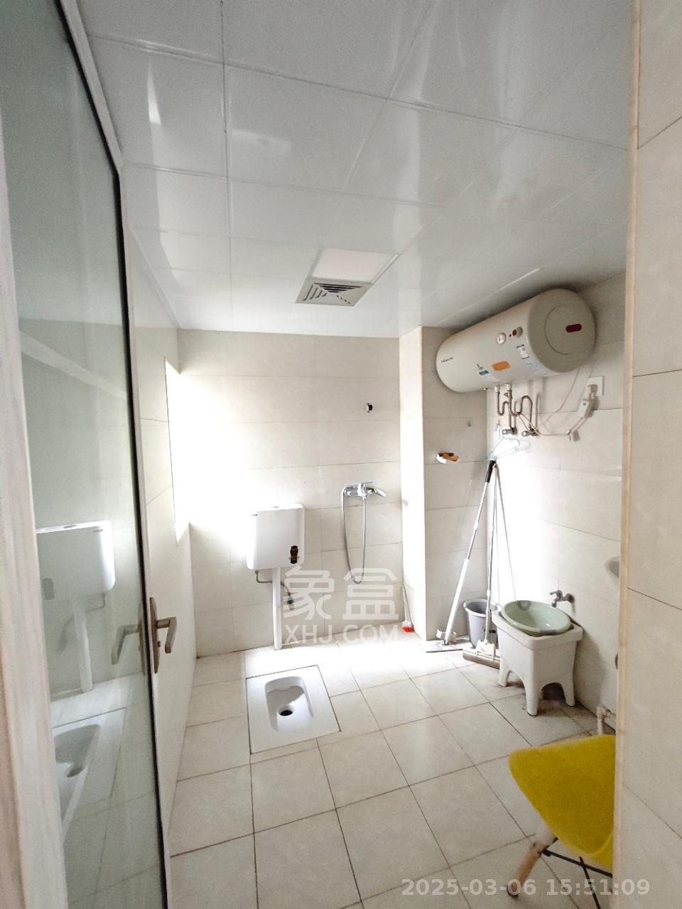 山语城二期  3室2厅1卫    1500.0元/月 山语城二期  3室2厅1卫    1500.0元/月户型图