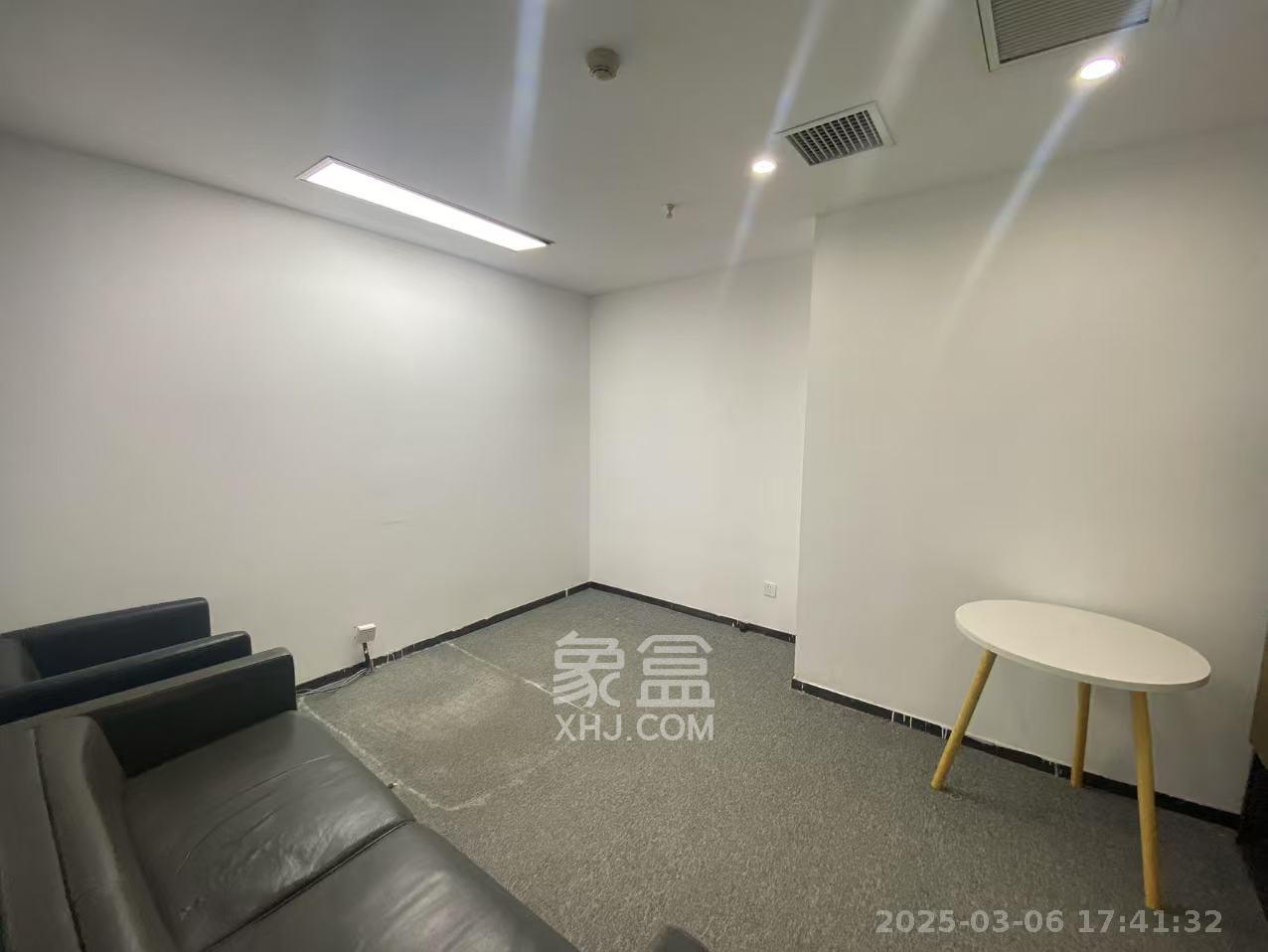 高信向日葵 3室2厅1卫 9000.0元/月 高信向日葵 3室2厅1卫 9000.0元/月室内图