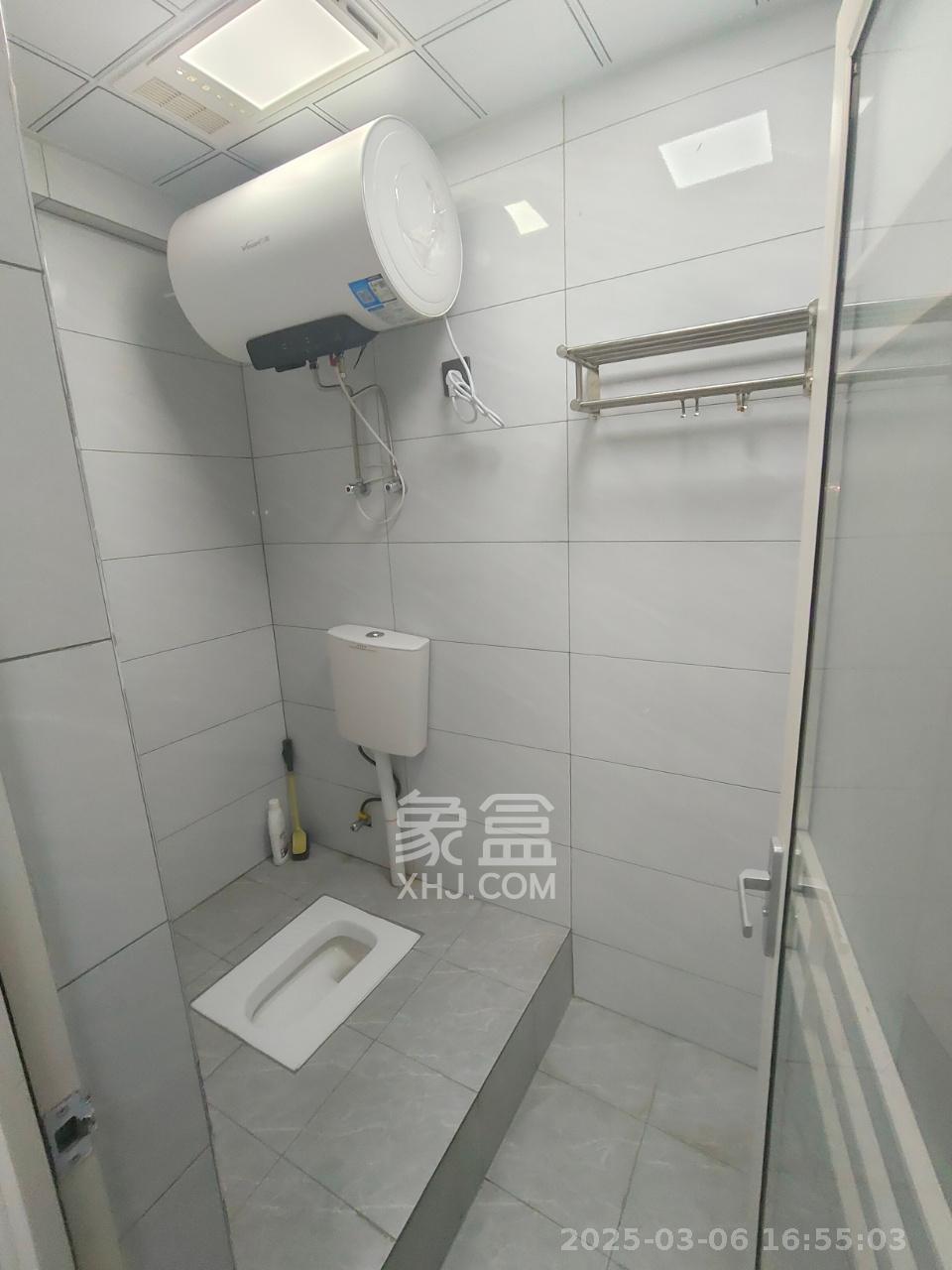 金地铂悦  1室0厅0卫   1300.00元/月室内图