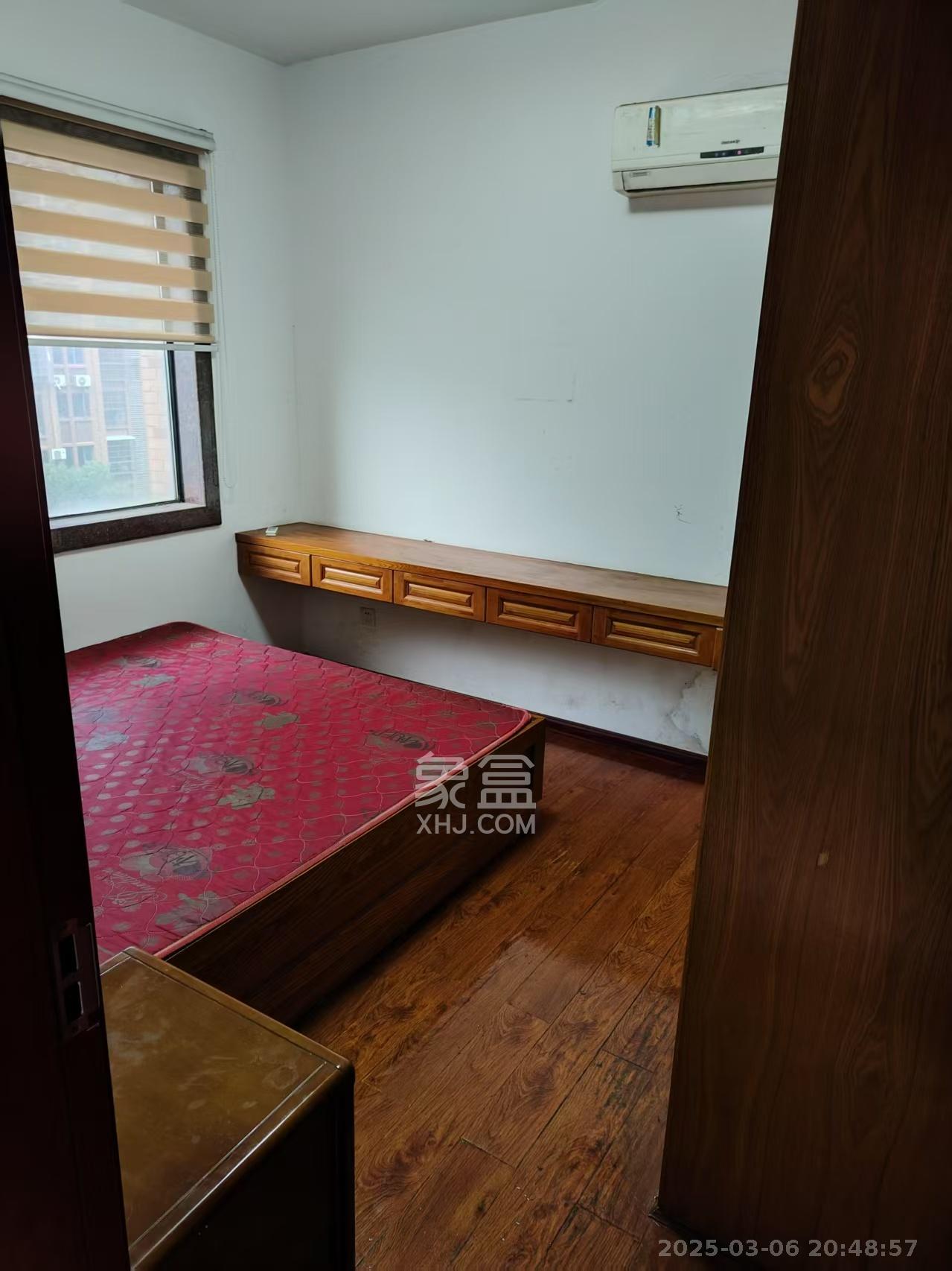 东业上城嘉苑(晟悦国际)  3室2厅1卫    2200.0元/月 东业上城嘉苑(晟悦国际)  3室2厅1卫    2200.0元/月室内图