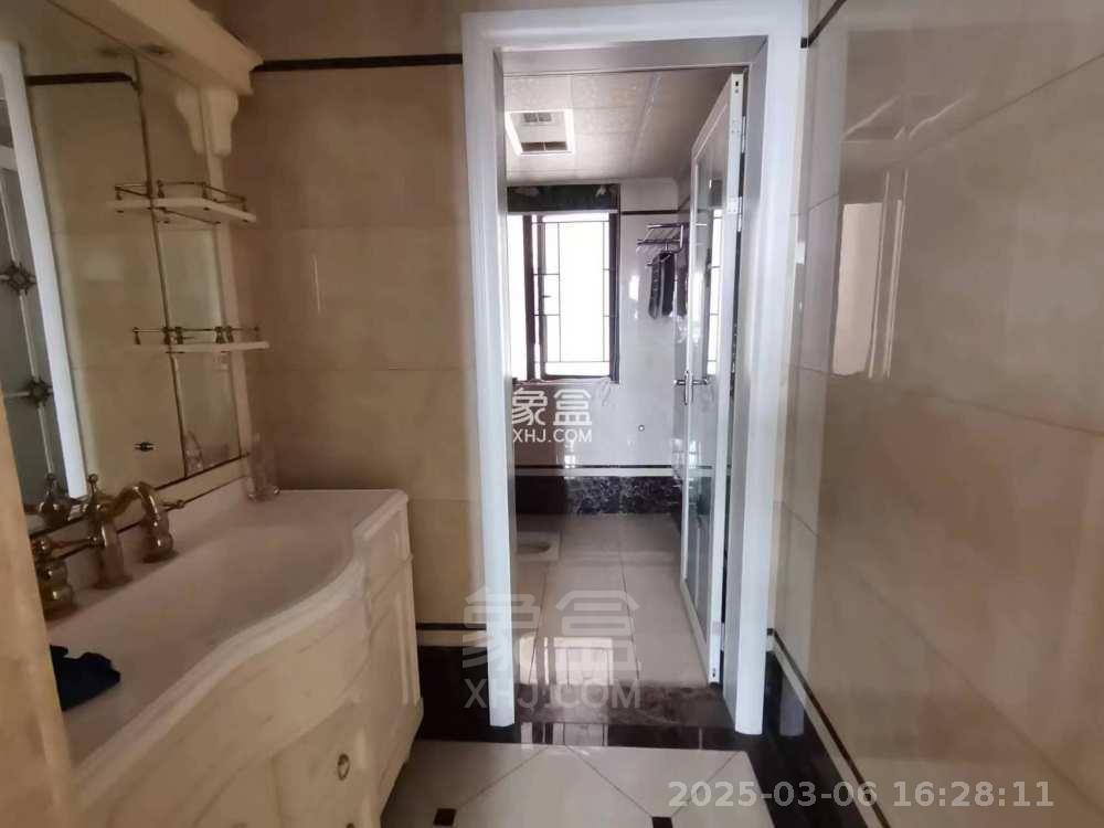 庐山春天二期曼城 4室2厅2卫 3000.0元/月 庐山春天二期曼城 4室2厅2卫 3000.0元/月室内图