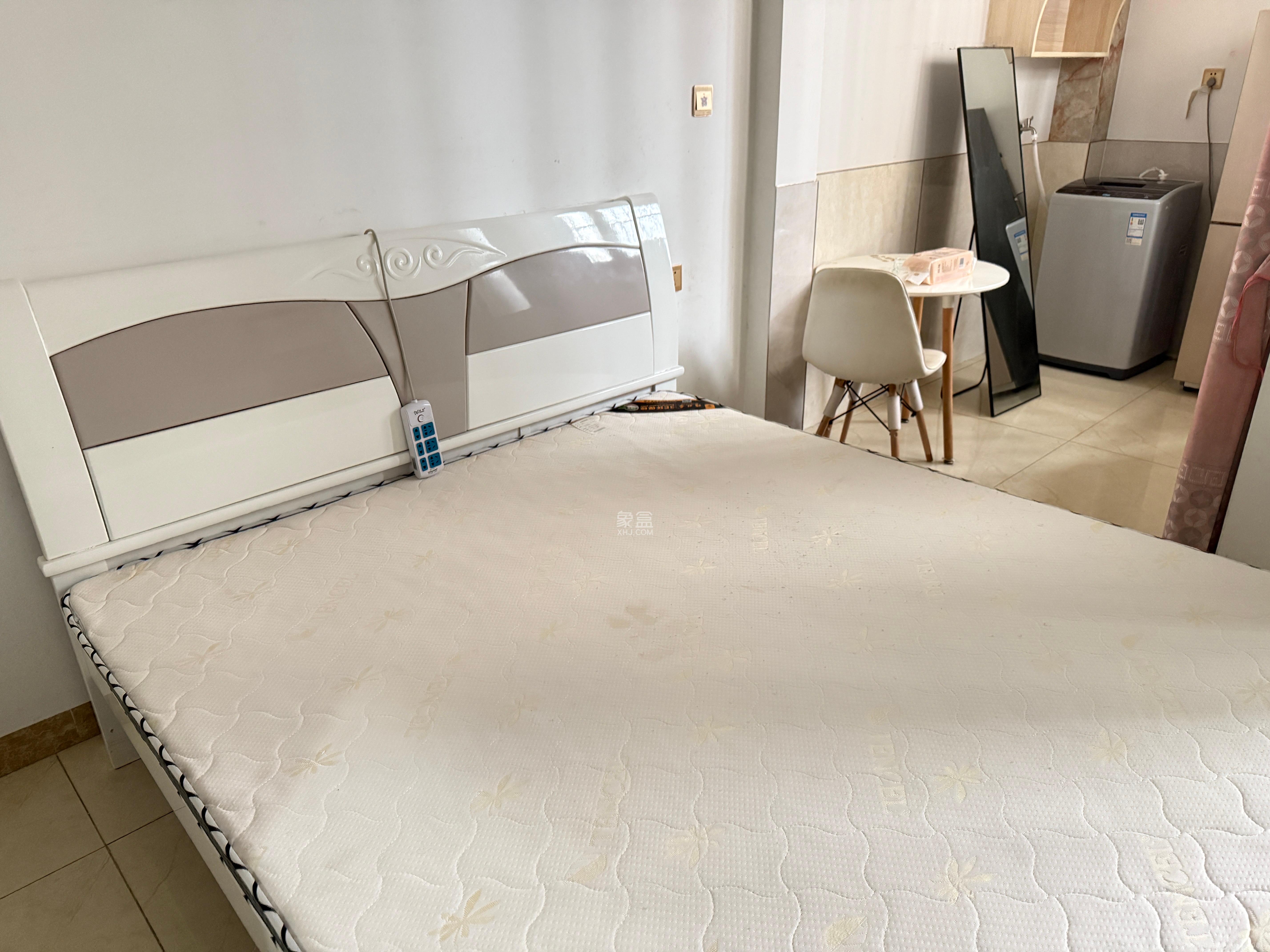 嘉顺苑  1室1厅1卫   1100.00元/月室内图