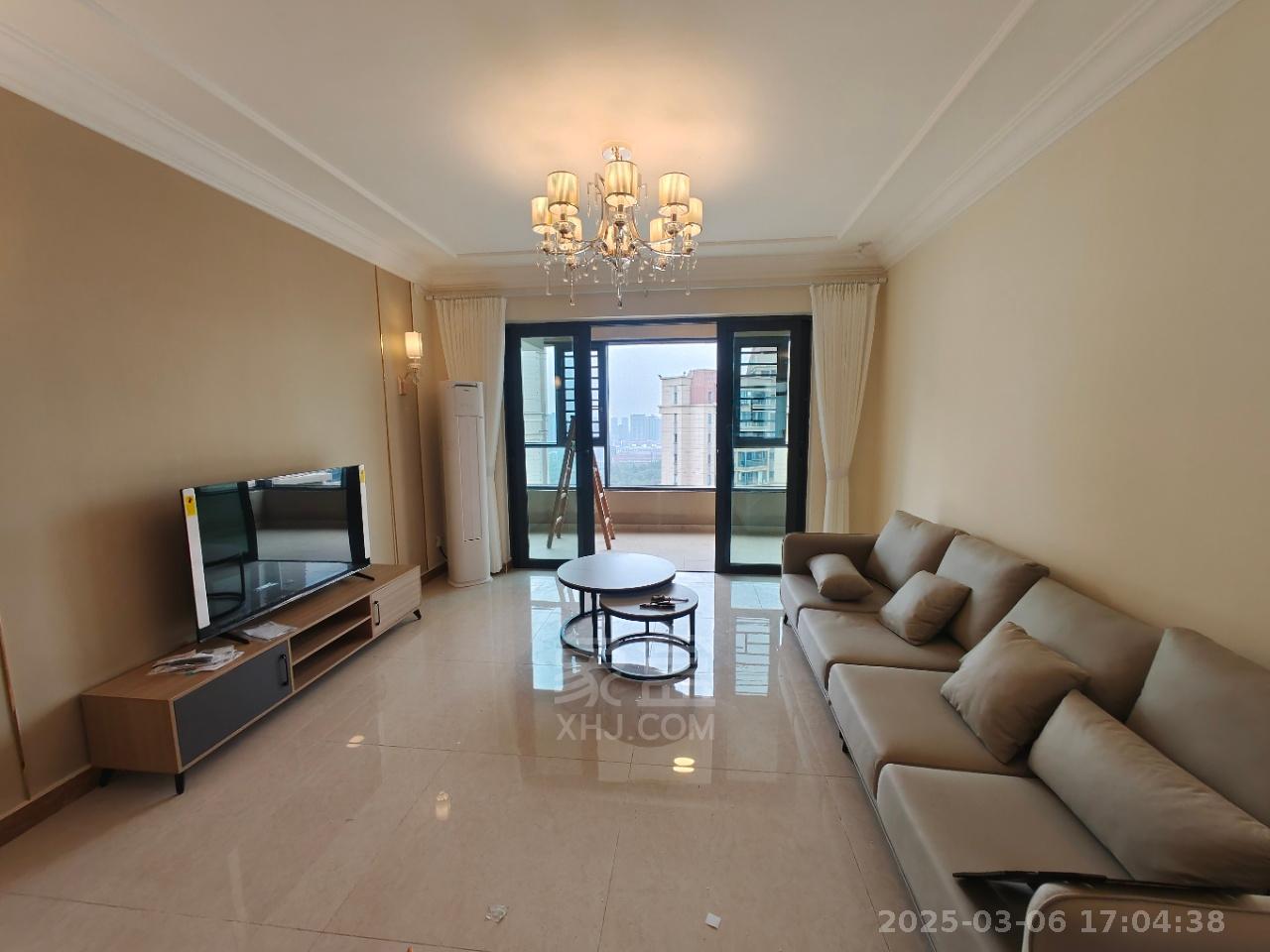 恒大华府 4室1厅2卫 2600.0元/月 恒大华府 4室1厅2卫 2600.0元/月室内图