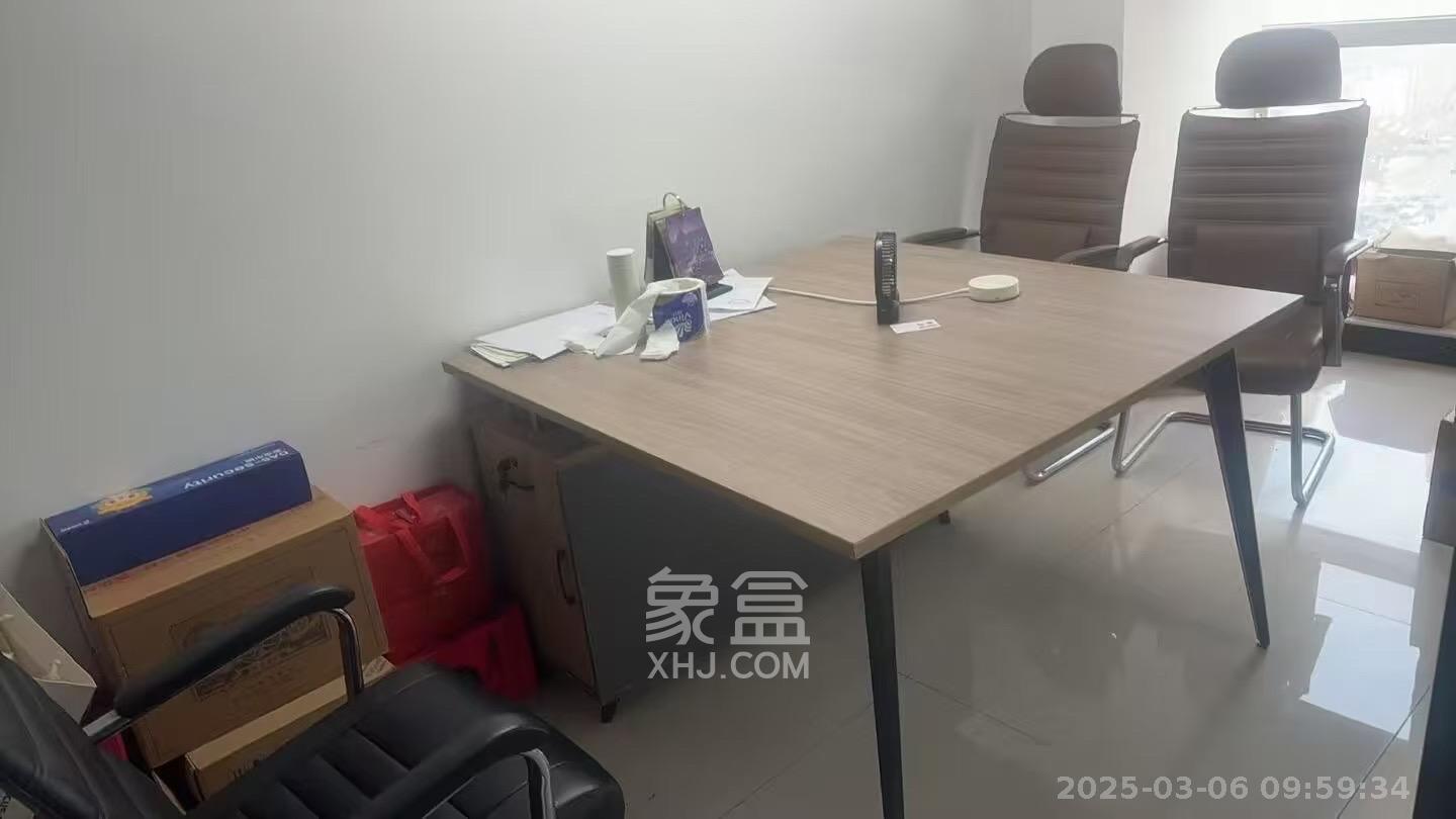 宇成朝阳广场  2室1厅1卫   5200.00元/月室内图